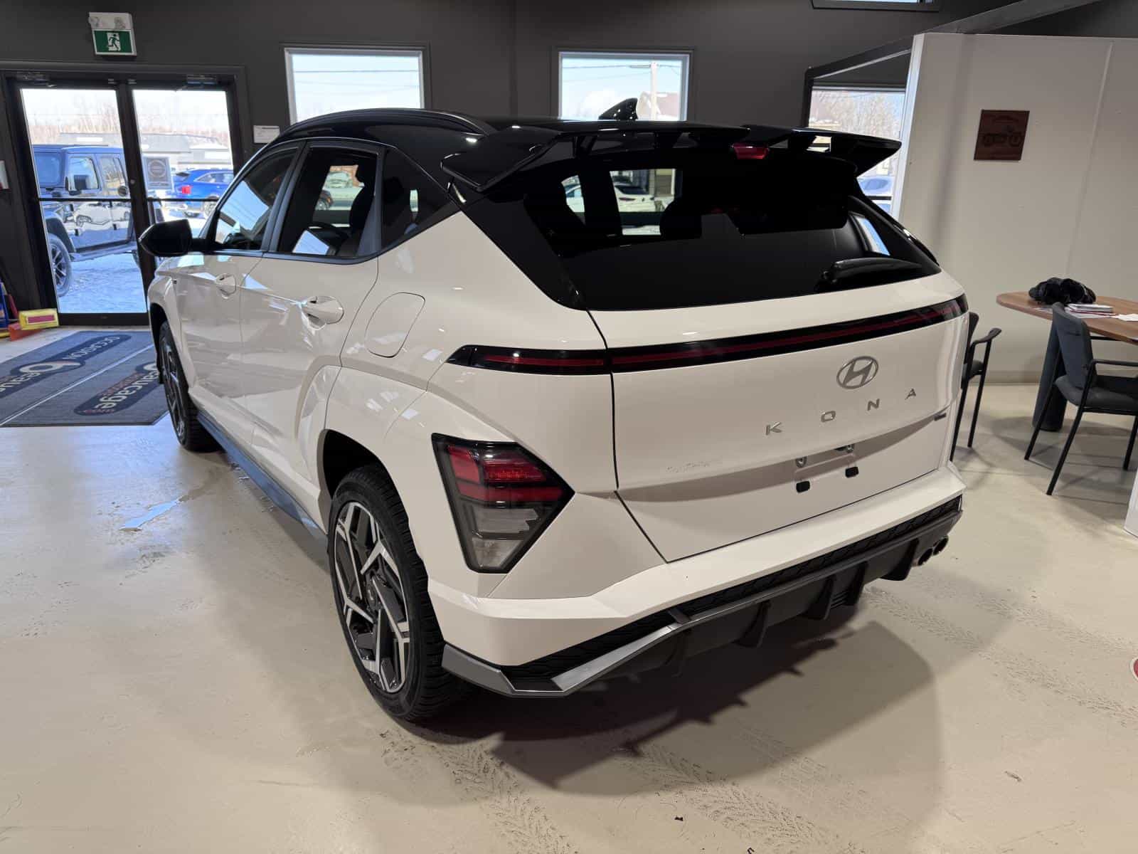 2024 Hyundai Kona N Line - Image 4