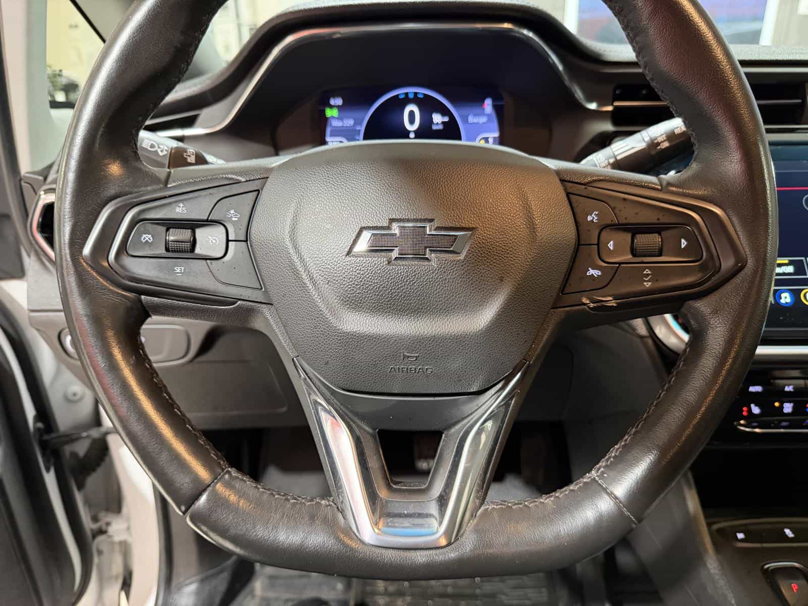 2023 Chevrolet Bolt EV LT - Image 18