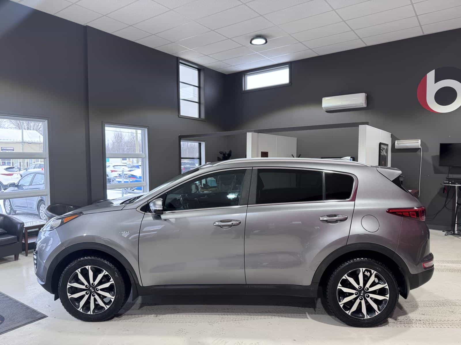 2018 Kia Sportage EX - Image 3