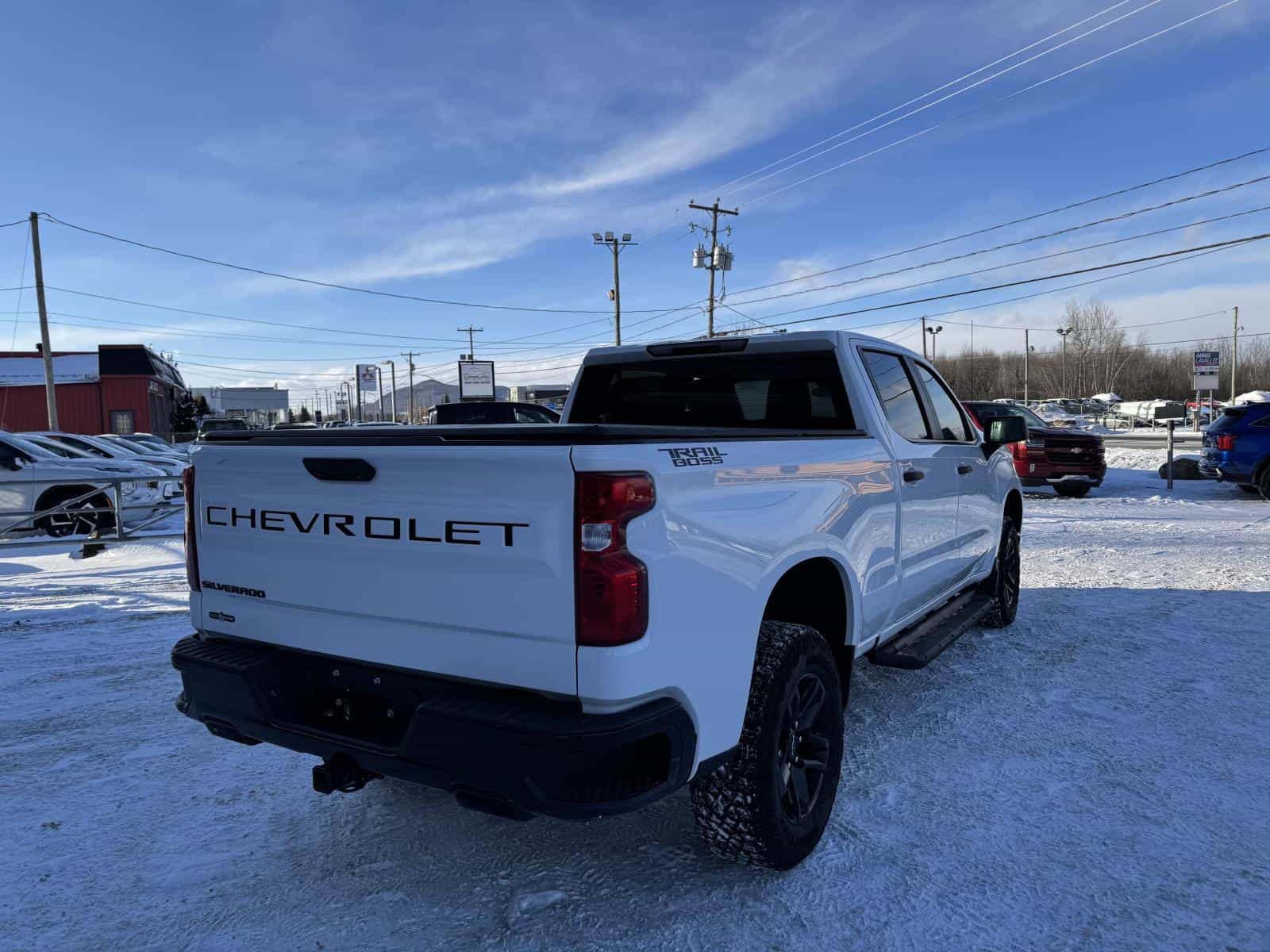 2024 Chevrolet Silverado 1500 Custom Trail Boss - Image 8