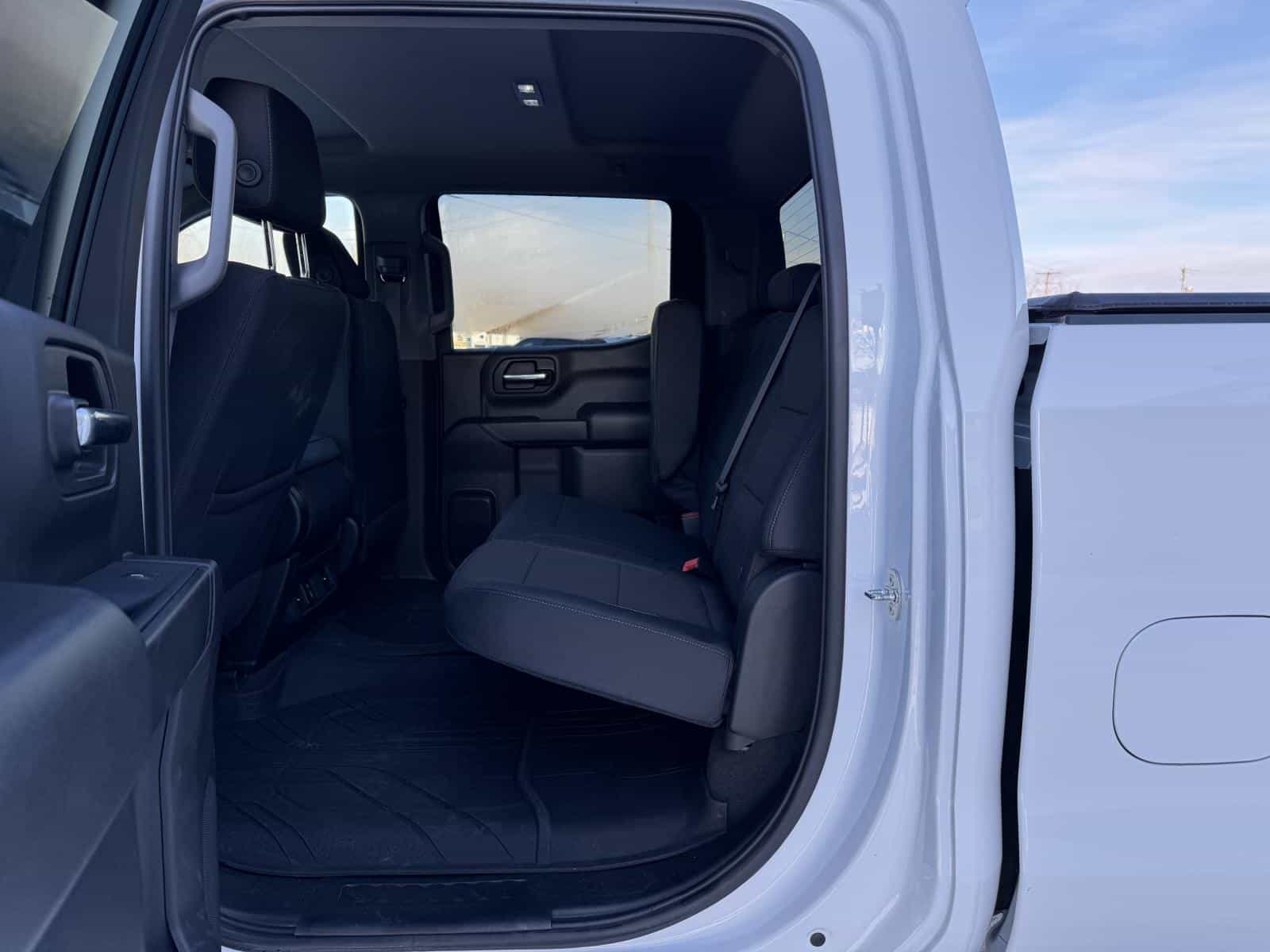 2024 Chevrolet Silverado 1500 Custom Trail Boss - Image 16