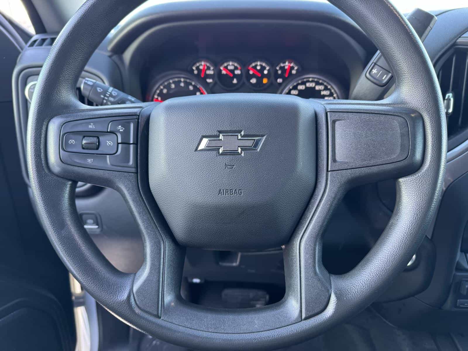 2024 Chevrolet Silverado 1500 Custom Trail Boss - Image 21