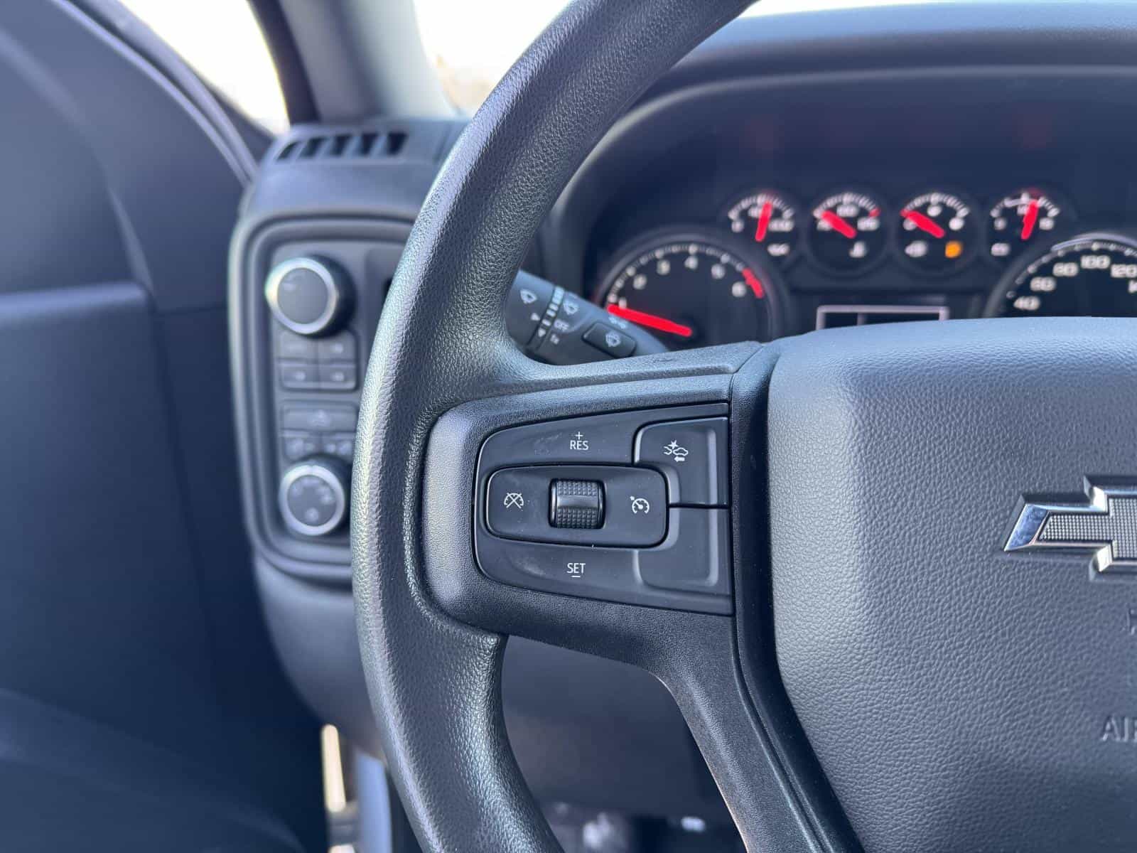 2024 Chevrolet Silverado 1500 Custom Trail Boss - Image 22