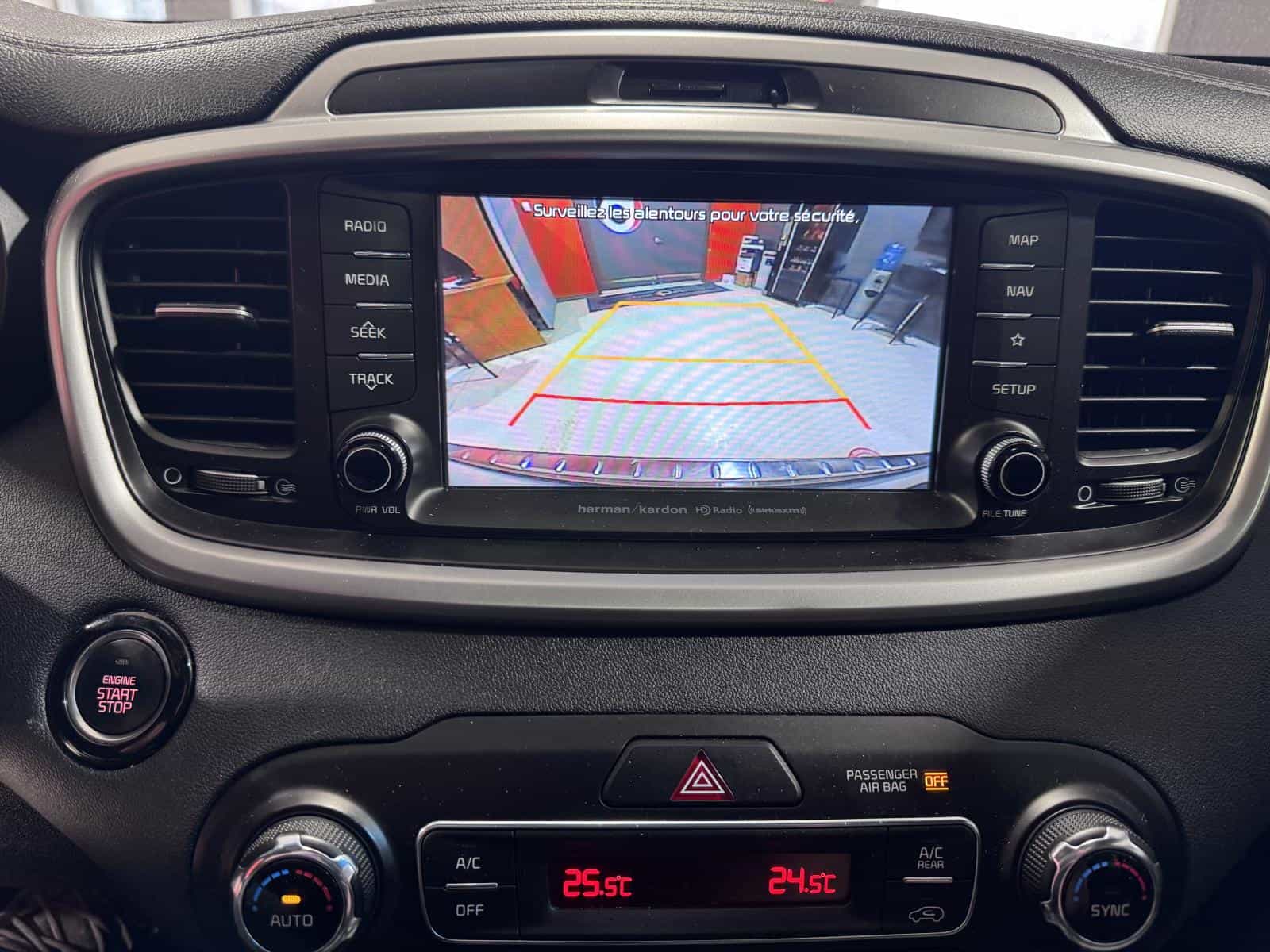 2019 Kia Sorento SX - Image 24