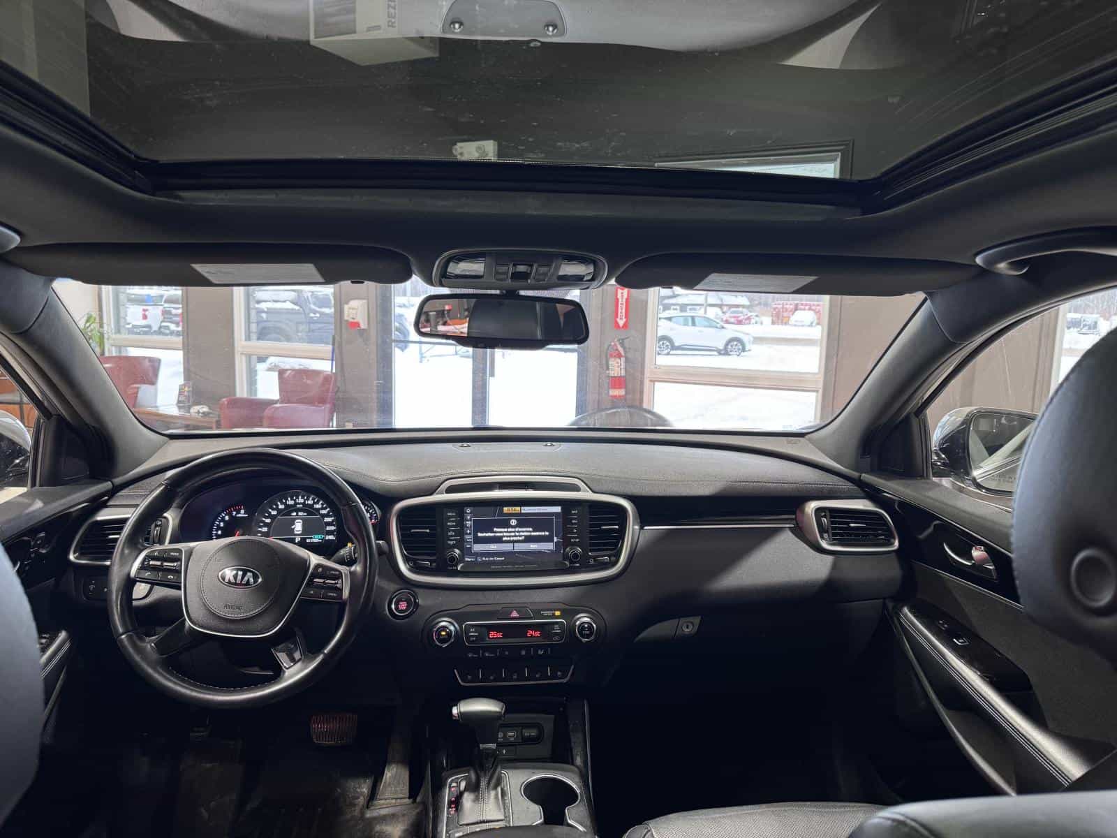 2019 Kia Sorento SX - Image 28