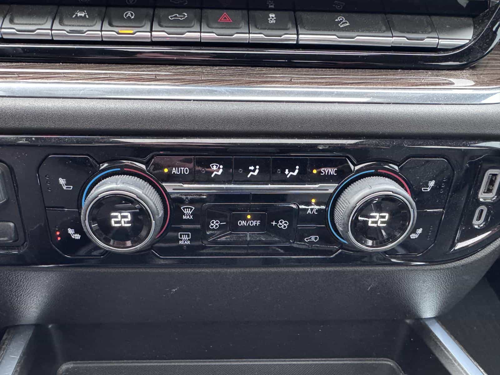 Image 24 Chevrolet Silverado 1500 RST 2024