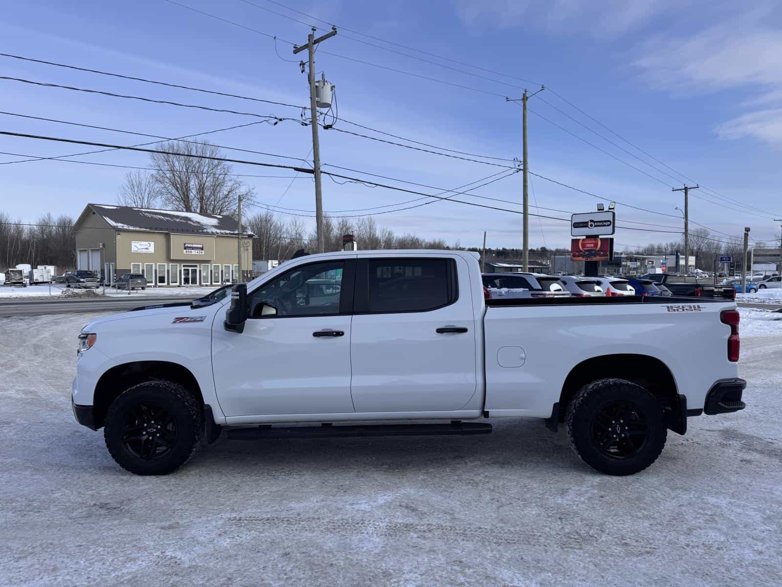 Image 3 Chevrolet Silverado 1500 LT Trail Boss 2023