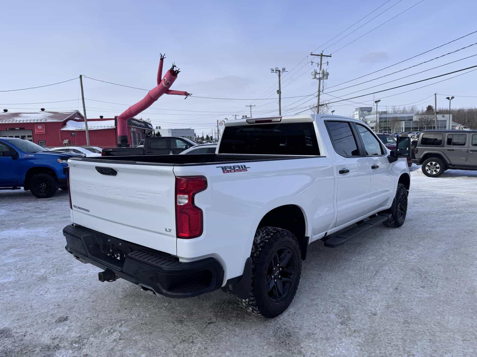 2023 Chevrolet Silverado 1500 LT Trail Boss - Image 8