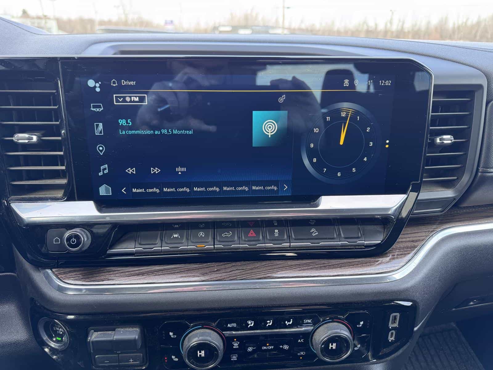 2023 Chevrolet Silverado 1500 LT Trail Boss - Image 23