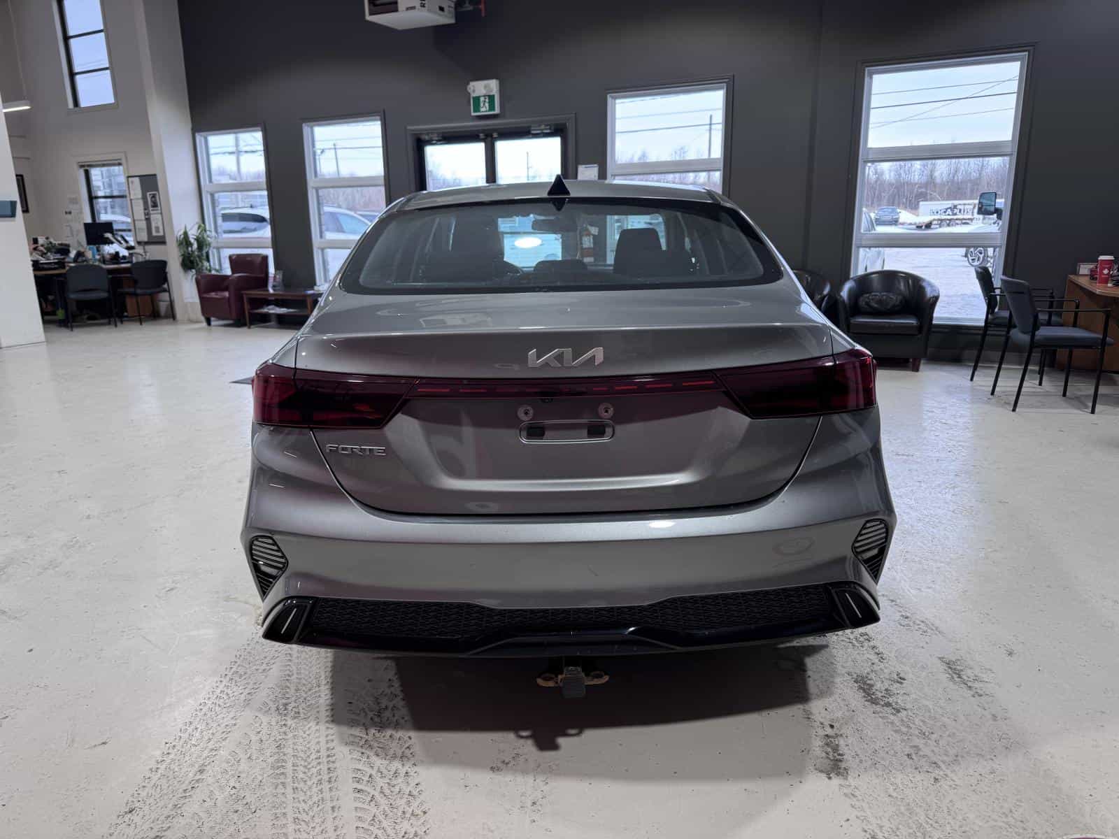 2023 Kia Forte EX - Image 5