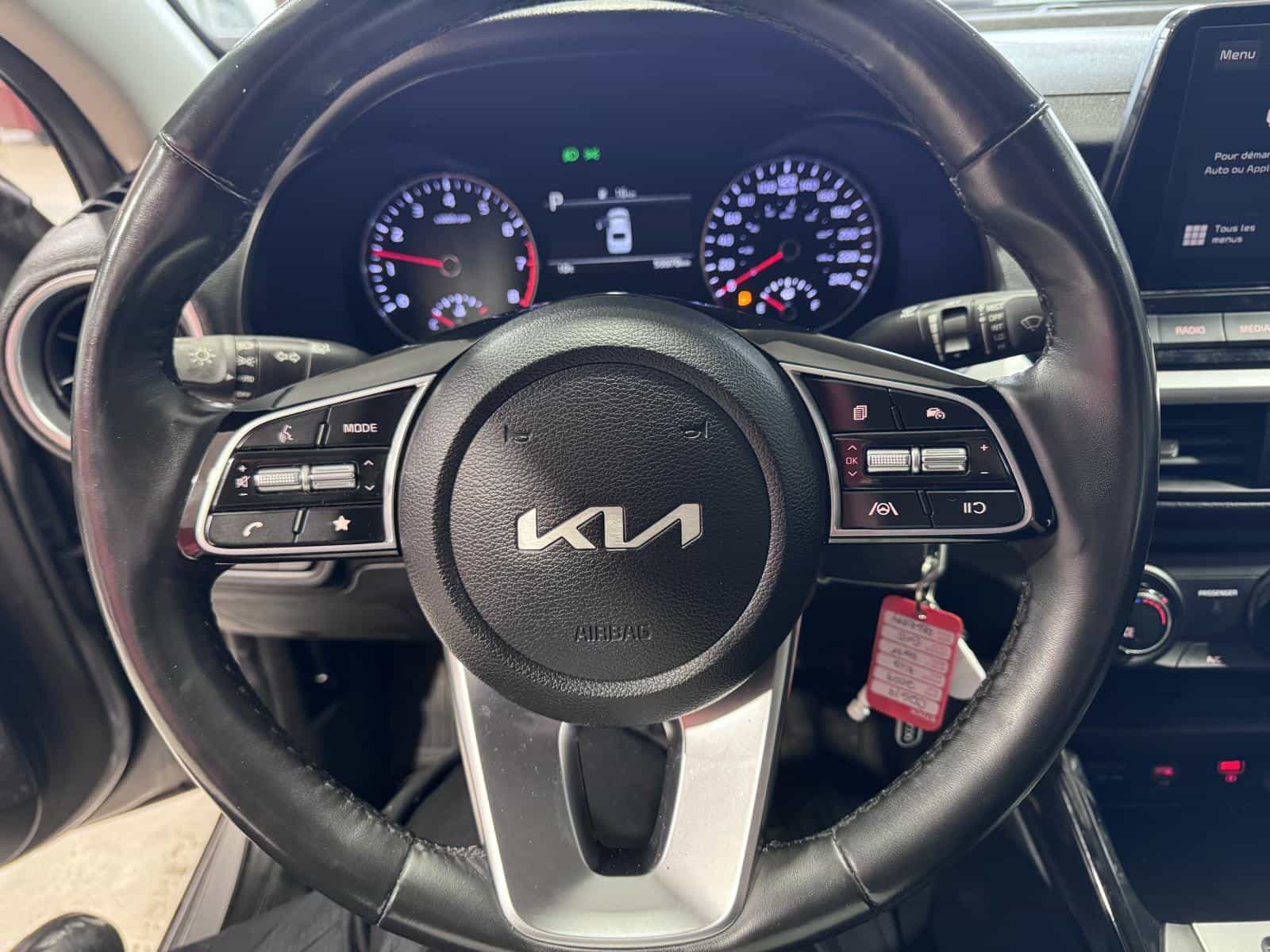 2023 Kia Forte EX - Image 15