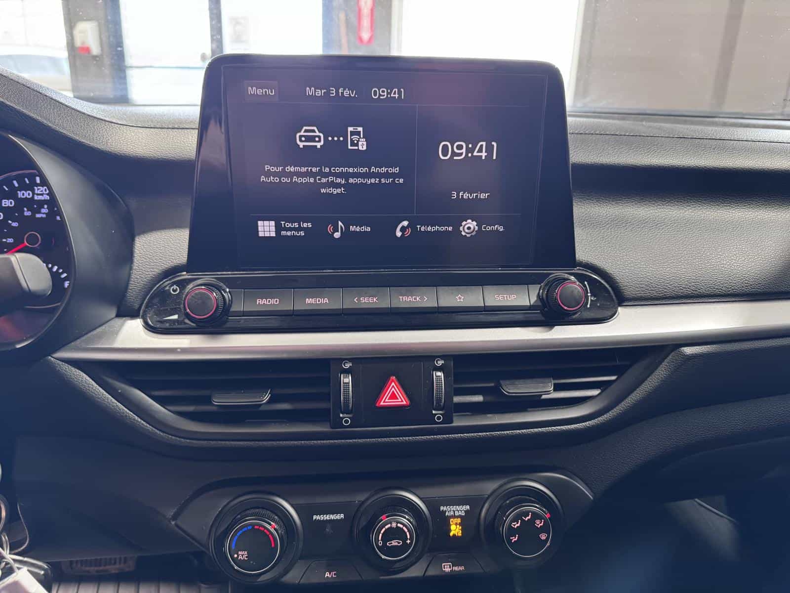 2023 Kia Forte EX - Image 20