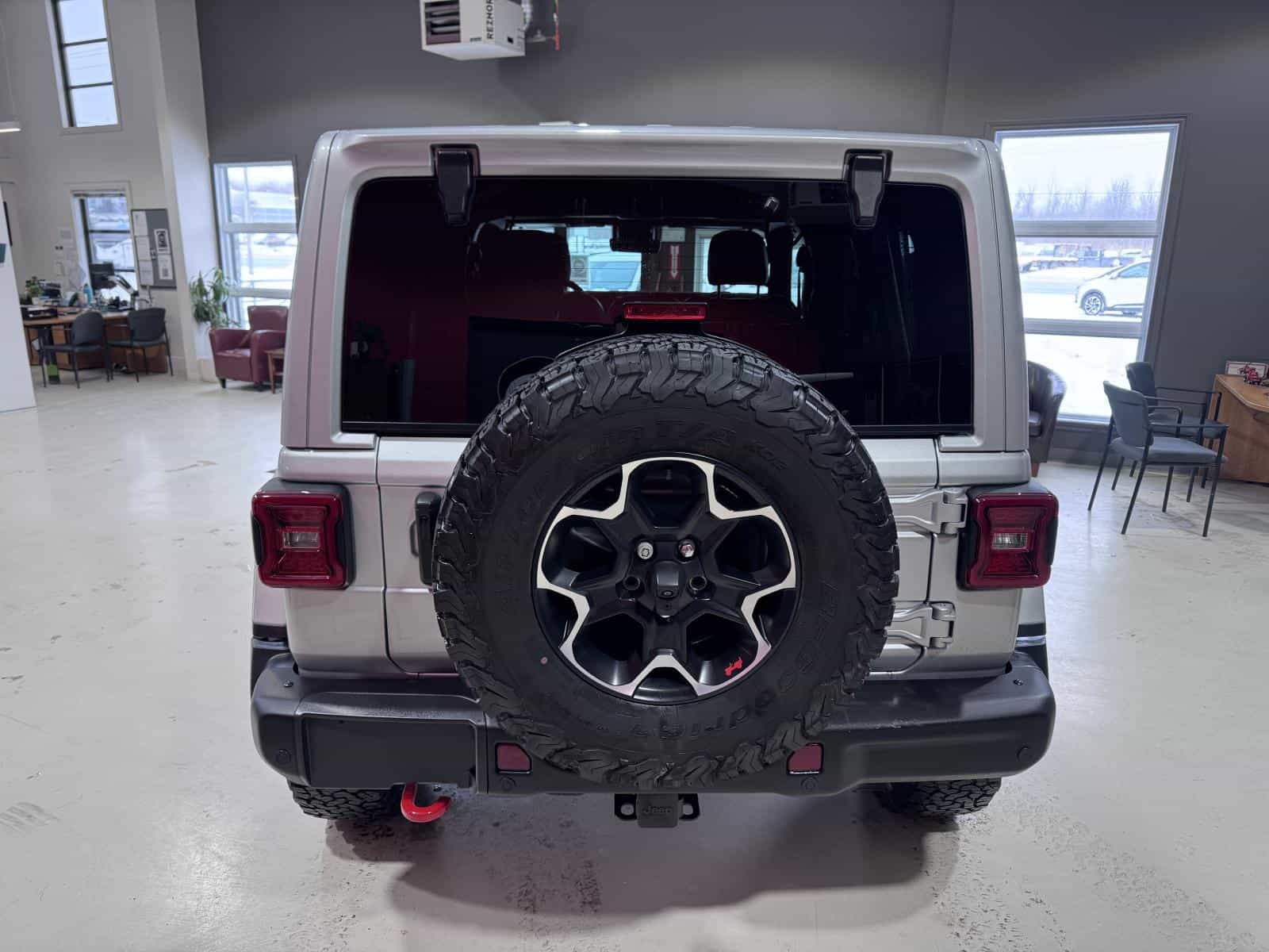 2023 Jeep Wrangler Unlimited Rubicon - Image 5