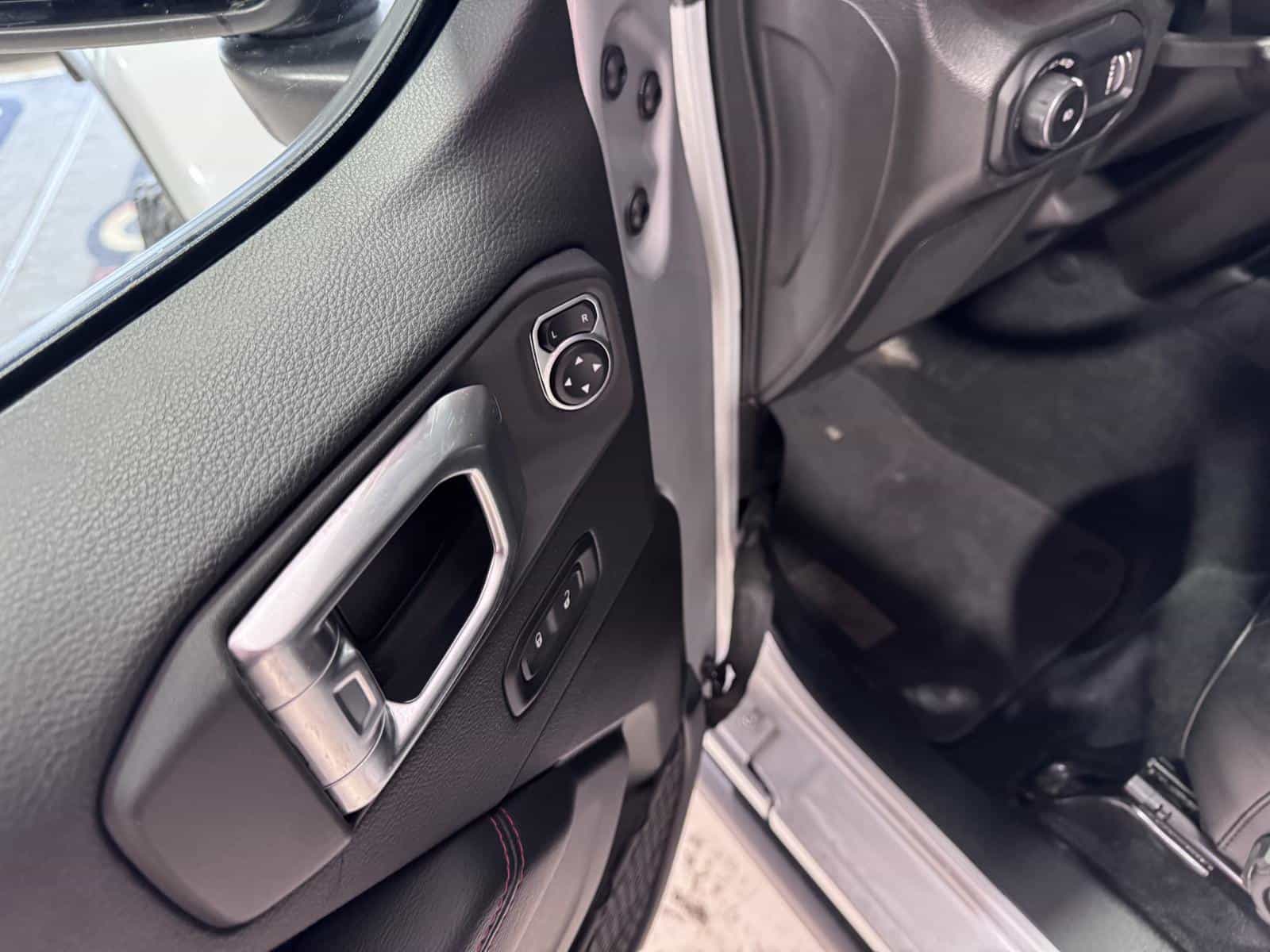 Image 16 Jeep Wrangler Unlimited Rubicon 2023