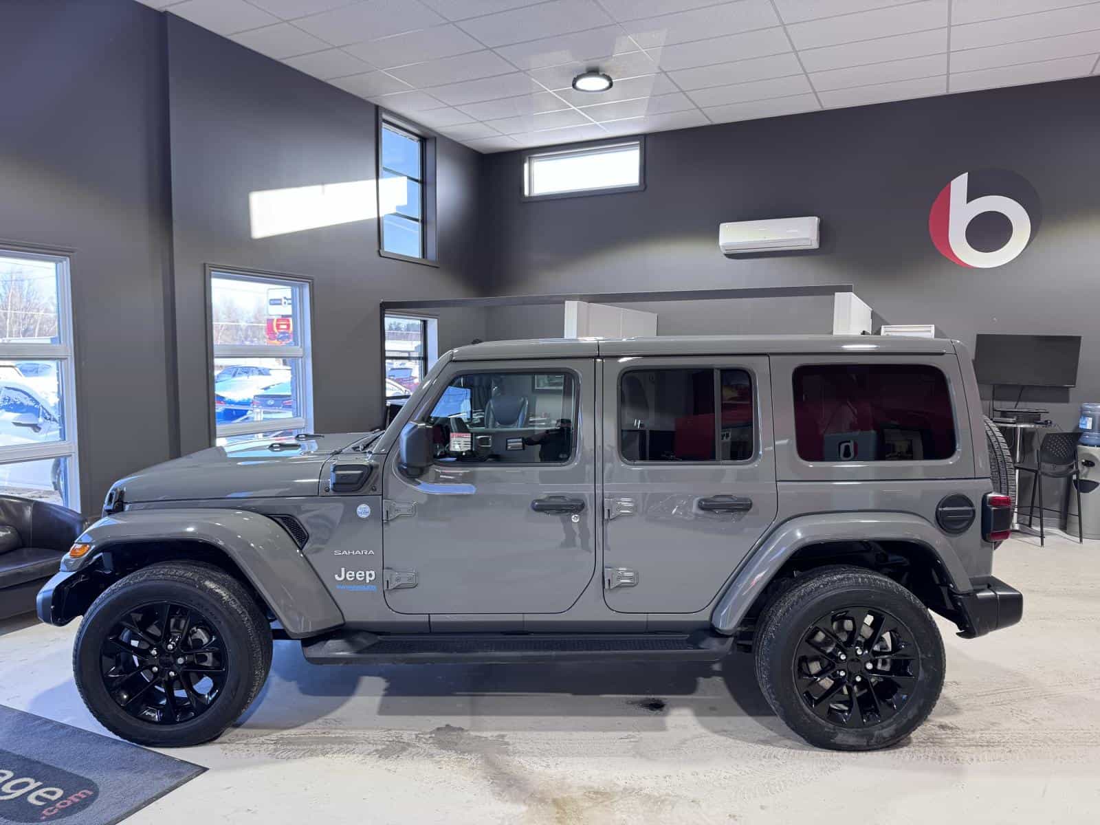 Image 3 Jeep Wrangler Ultd Sahara 4XE 2021