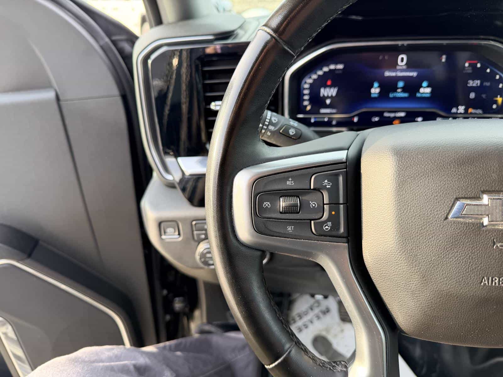 2024 Chevrolet Silverado 1500 RST - Image 19