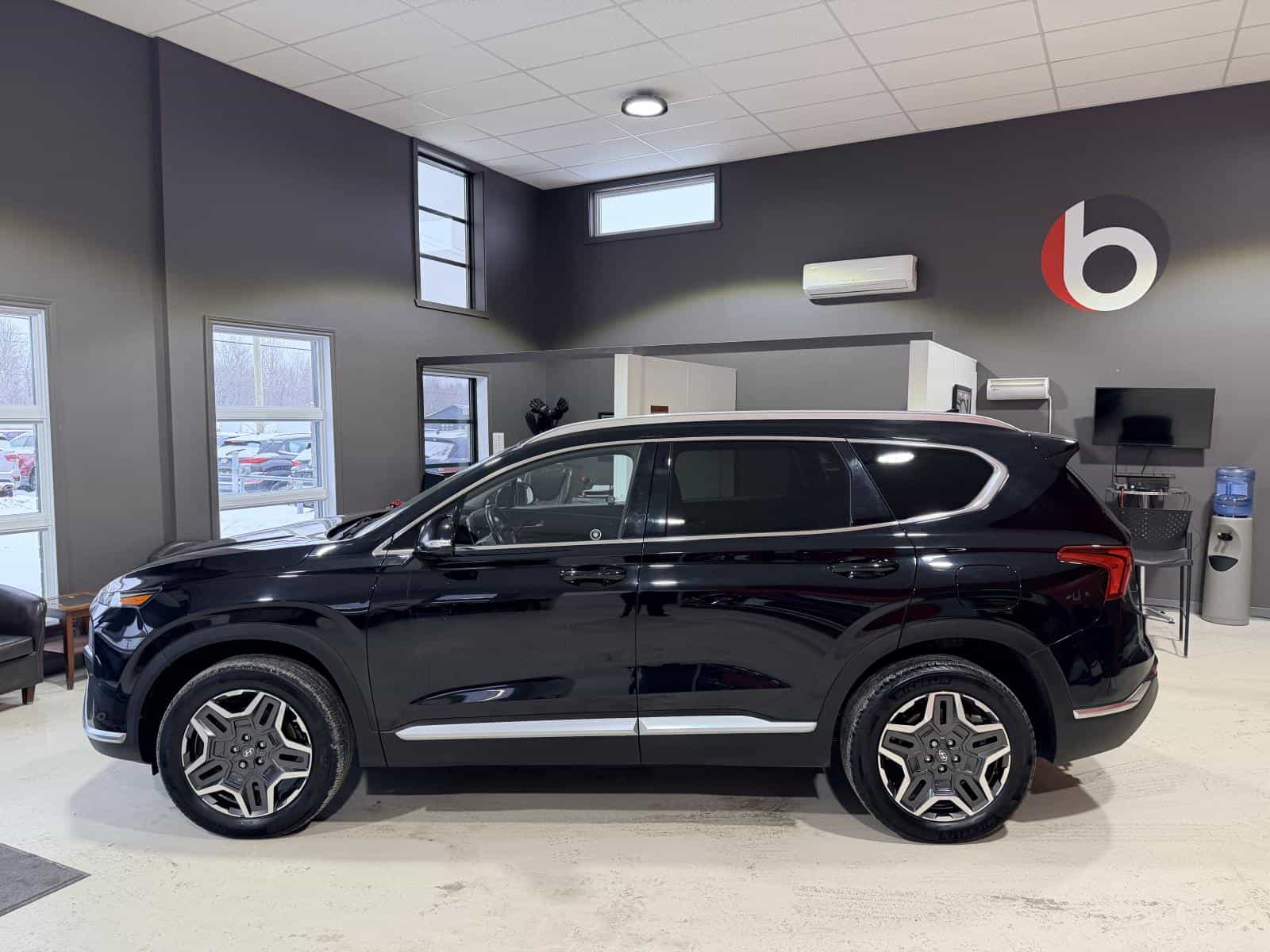 2021 Hyundai Santa Fe Luxury *HEV *AWD *TOIT PANO *CUIR *CARPLAY *BLUETOOTH - Image 3