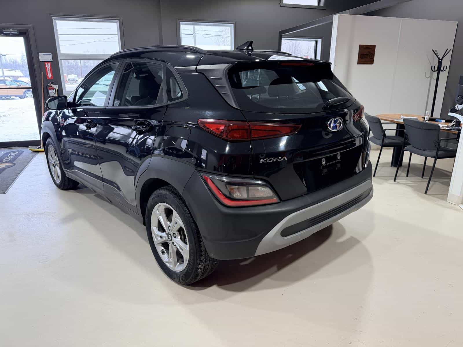 2023 Hyundai Kona Preferred - Image 4