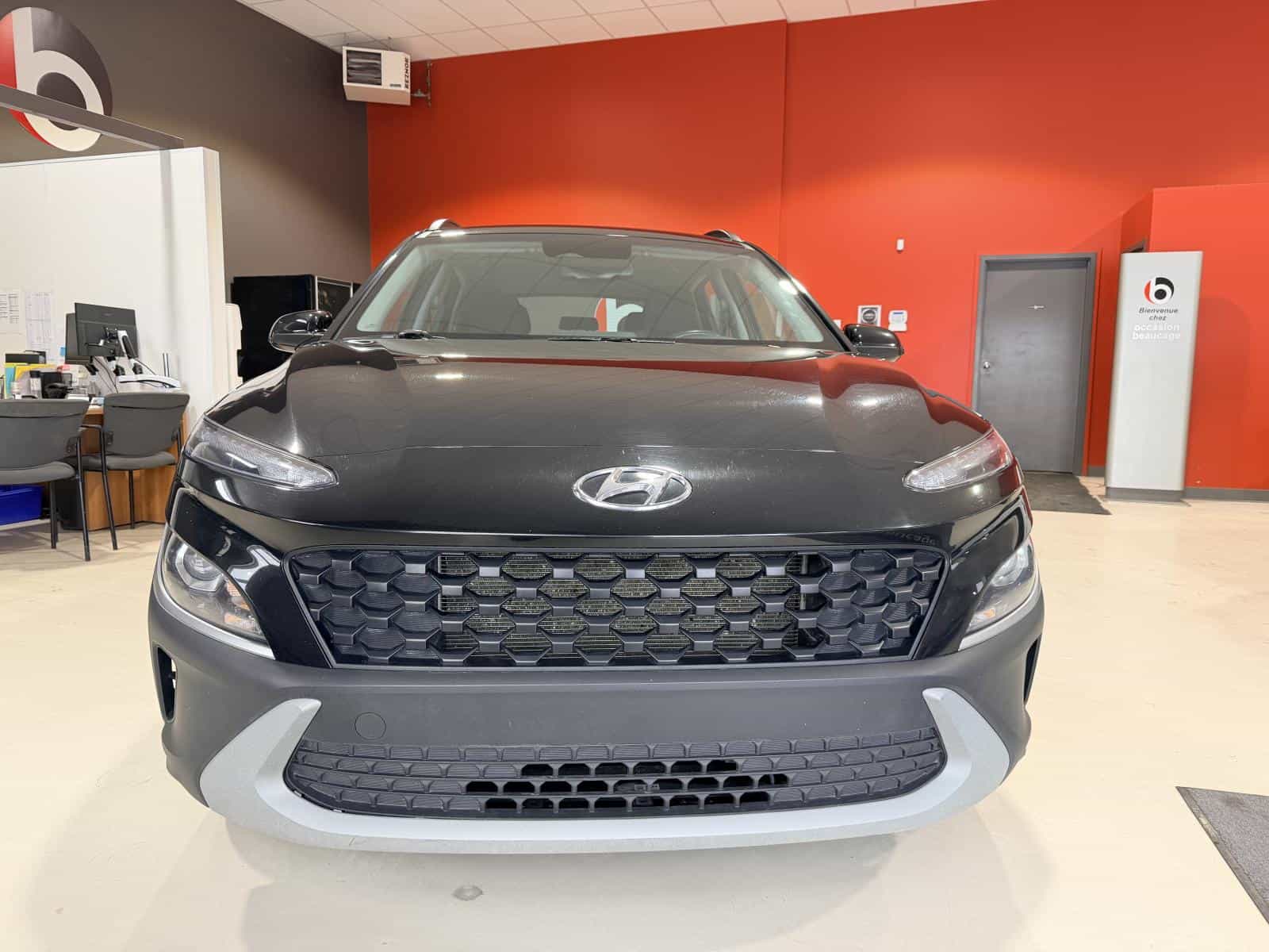 2023 Hyundai Kona Preferred - Image 12