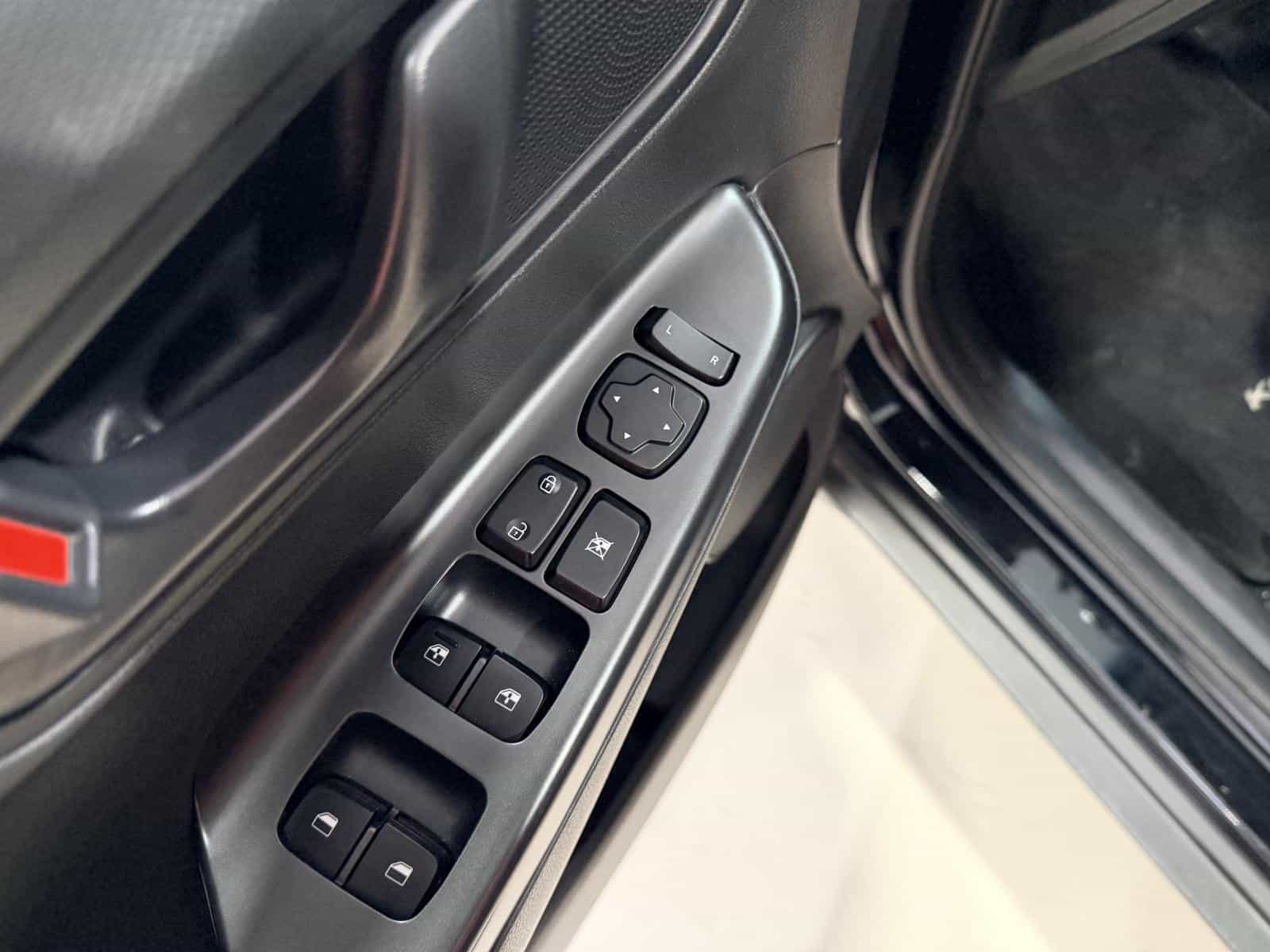 2023 Hyundai Kona Preferred - Image 16