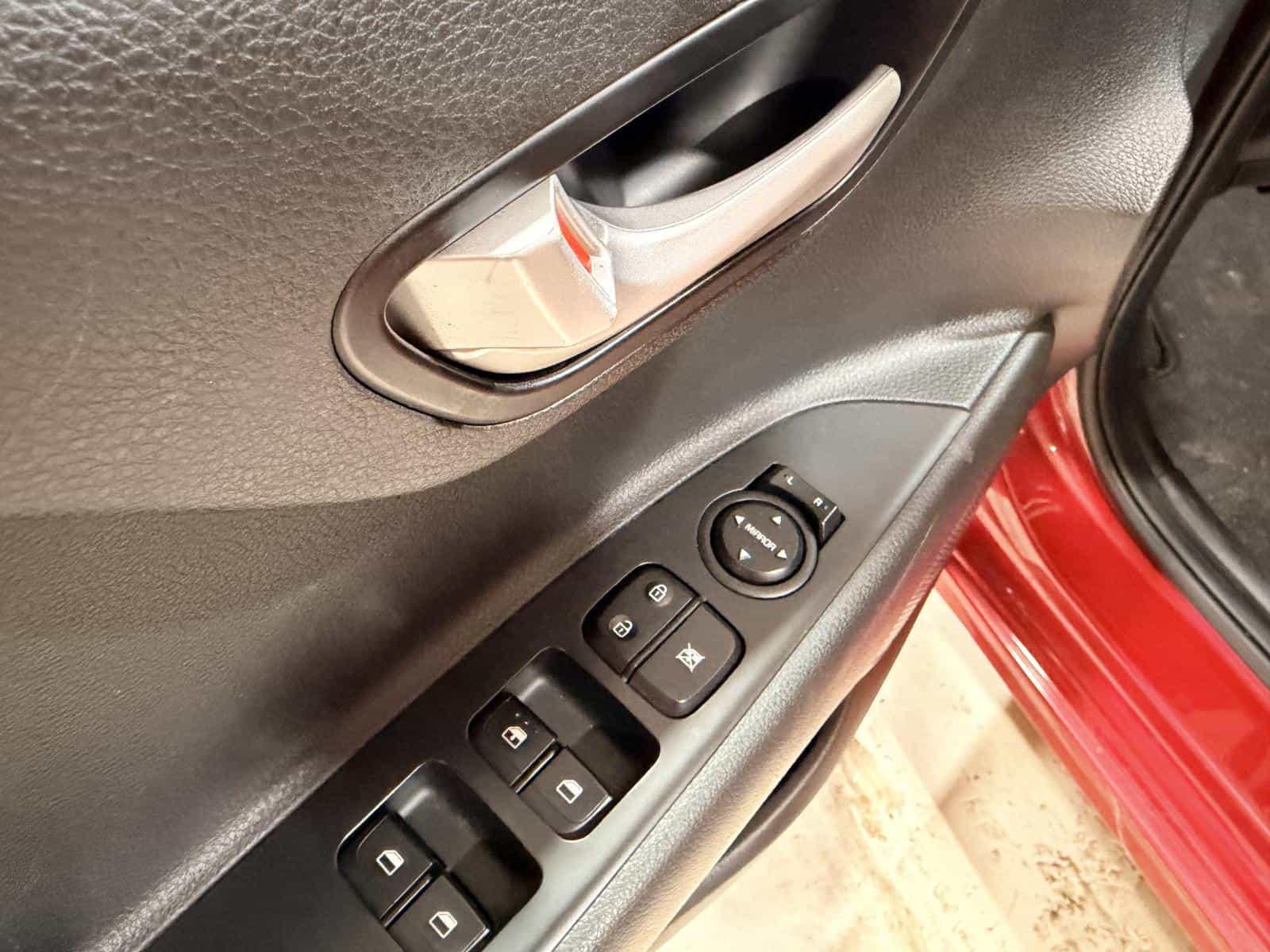 2021 Kia Rio LX Premium - Image 16