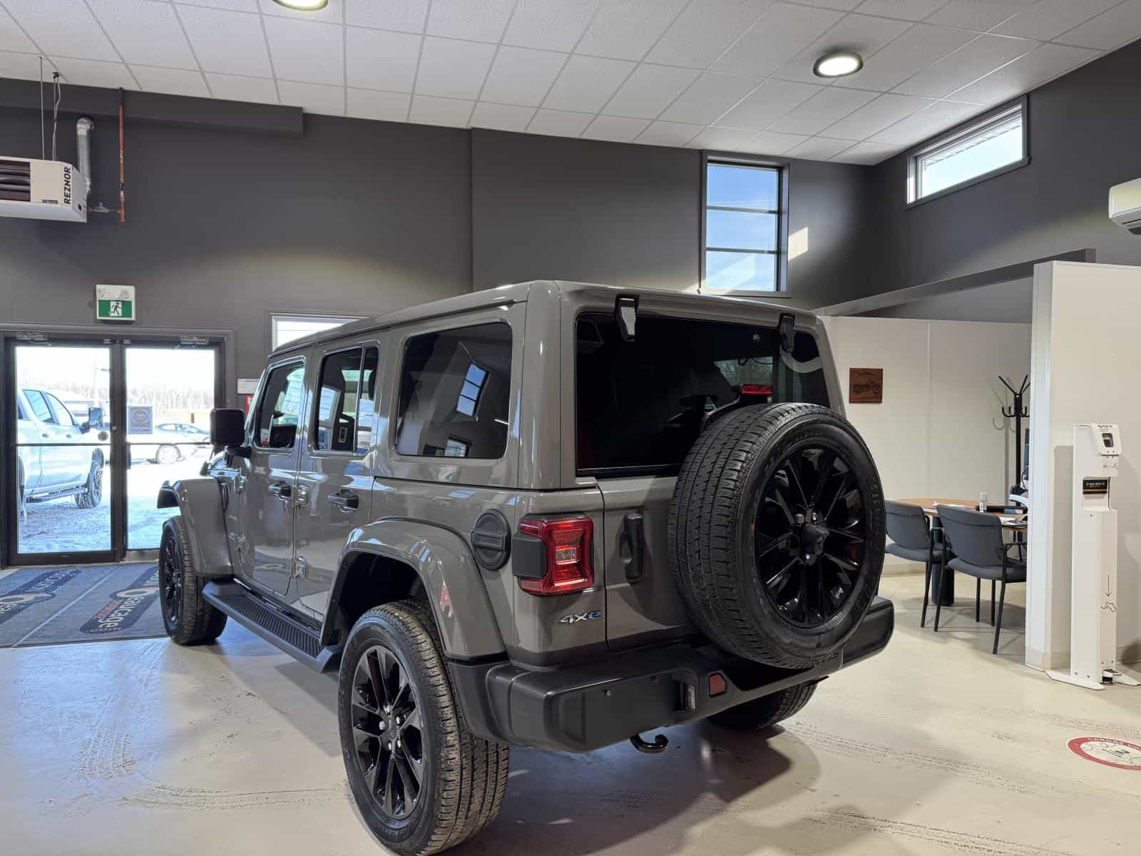 2021 Jeep Wrangler Ultd Sahara 4XE - Image 4