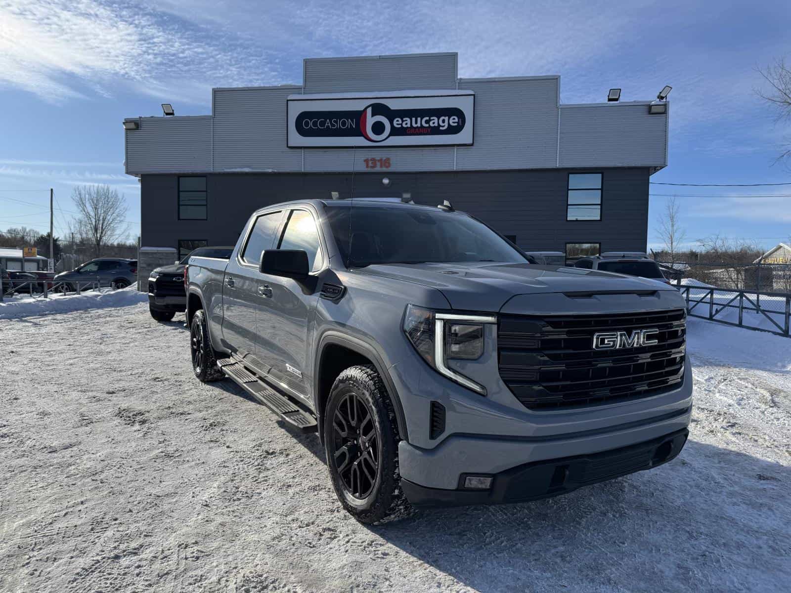 Image 12 GMC Sierra 1500 Elevation 2024