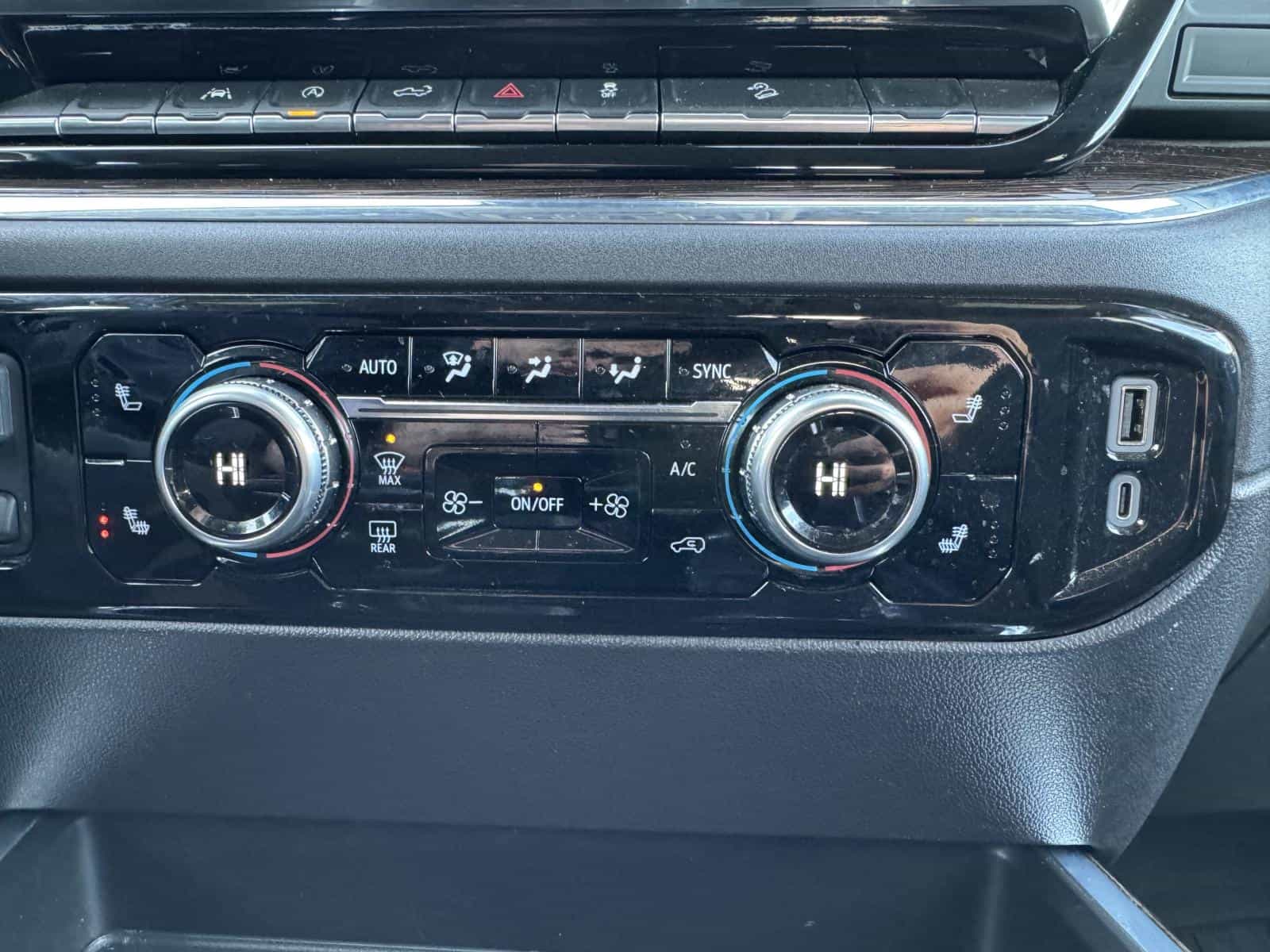 Image 30 GMC Sierra 1500 Elevation 2024