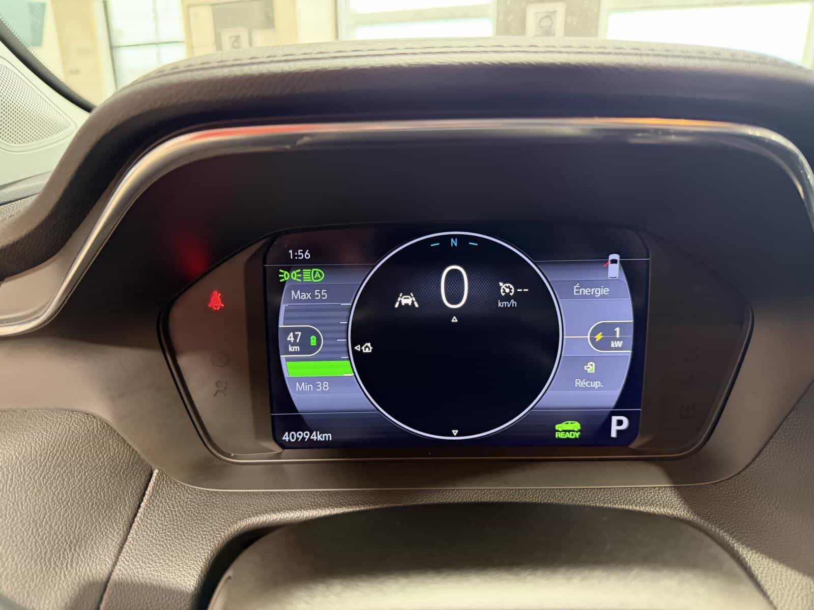 2023 Chevrolet Bolt EUV LT - Image 19