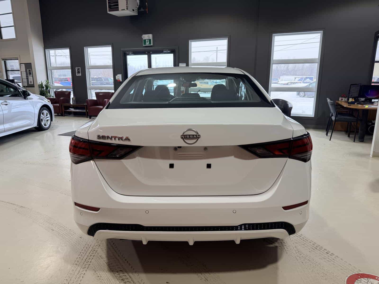 2025 Nissan Sentra S - Image 5