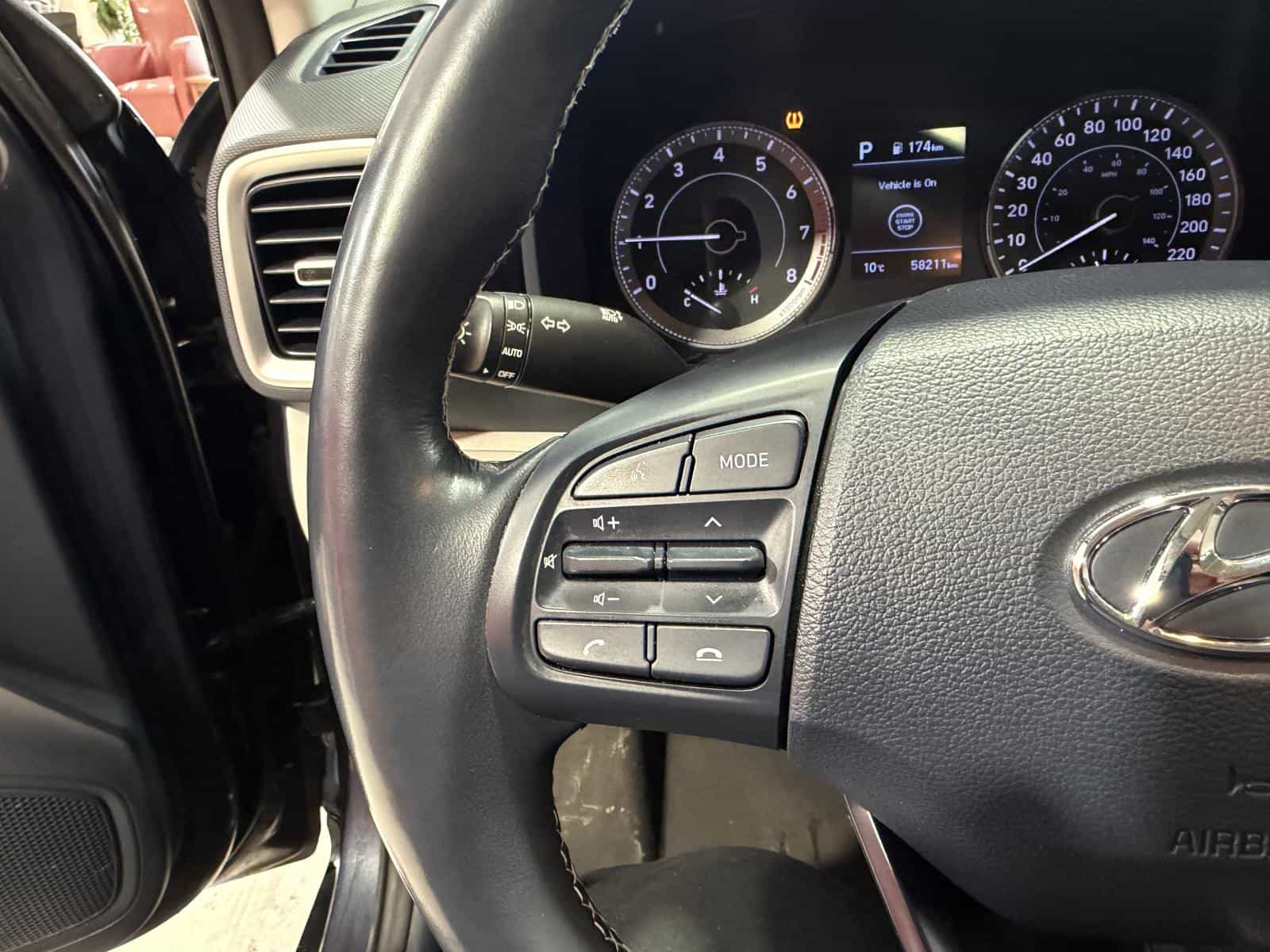 2022 Hyundai Venue Ultimate Denim - Image 20