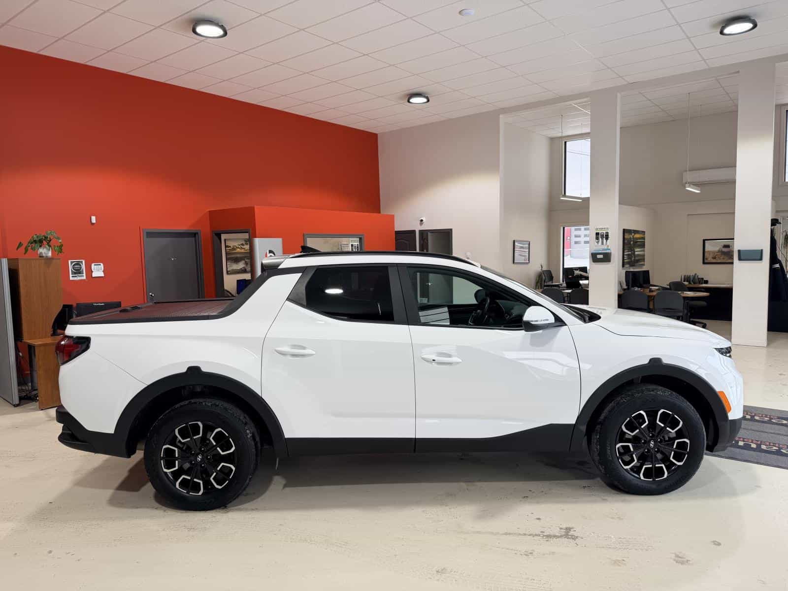 2024 Hyundai Santa Cruz Preferred - Image 9