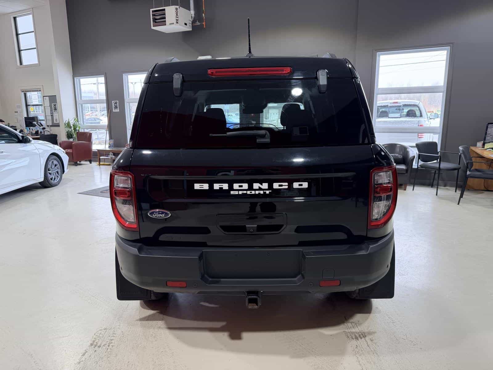 2022 Ford Bronco Big Bend - Image 5