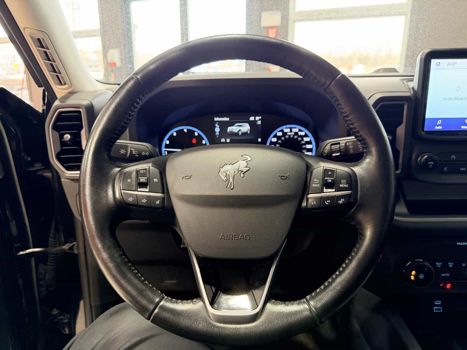 2022 Ford Bronco Big Bend - Image 17