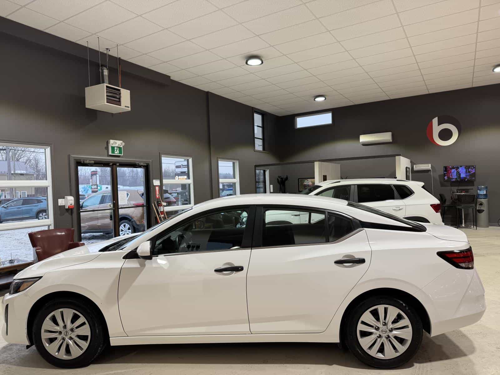 Image 3 Nissan Sentra S 2024