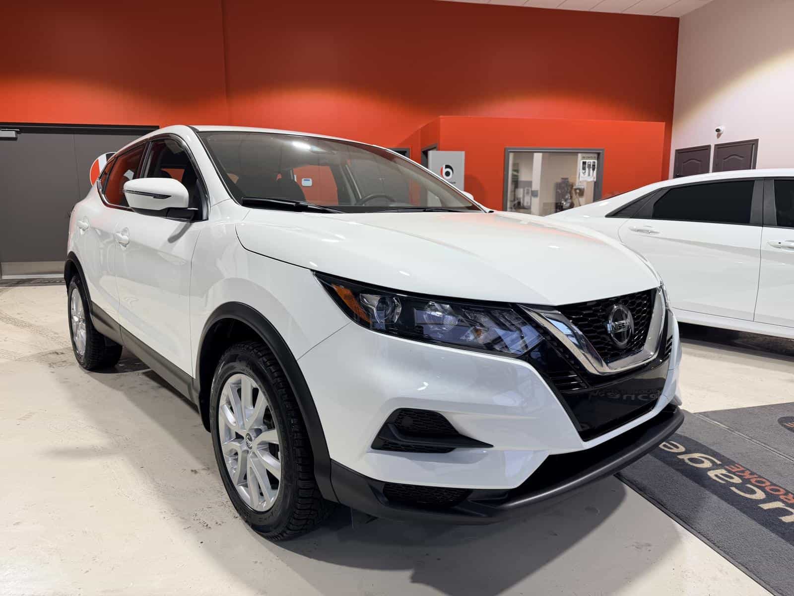 2023 Nissan Qashqai S - Image 11