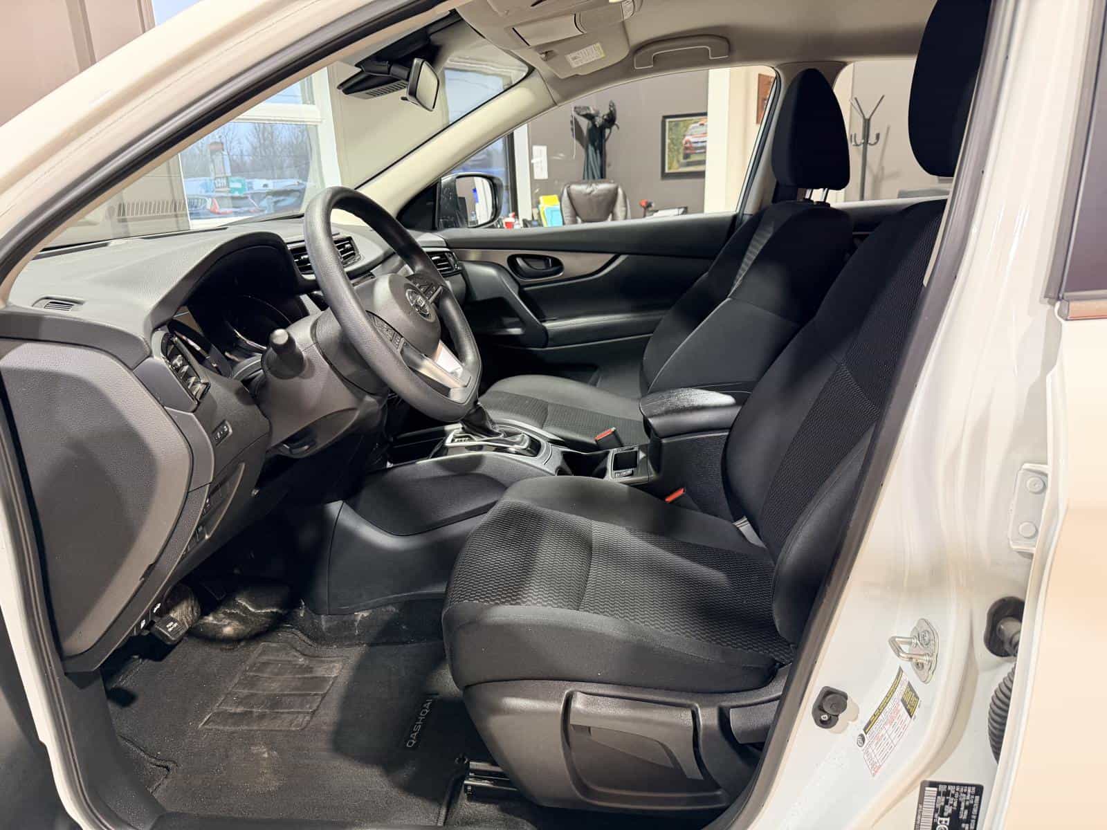 2023 Nissan Qashqai S - Image 15