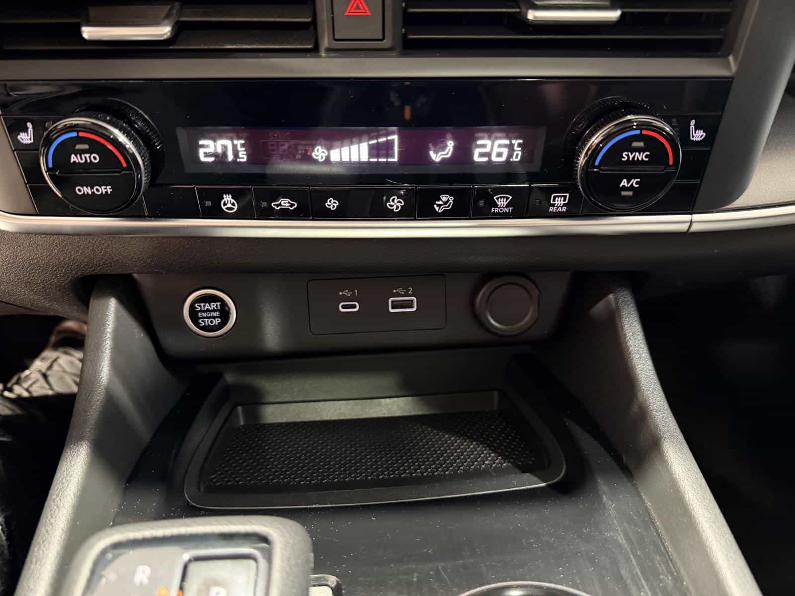 2023 Nissan Rogue SV - Image 23