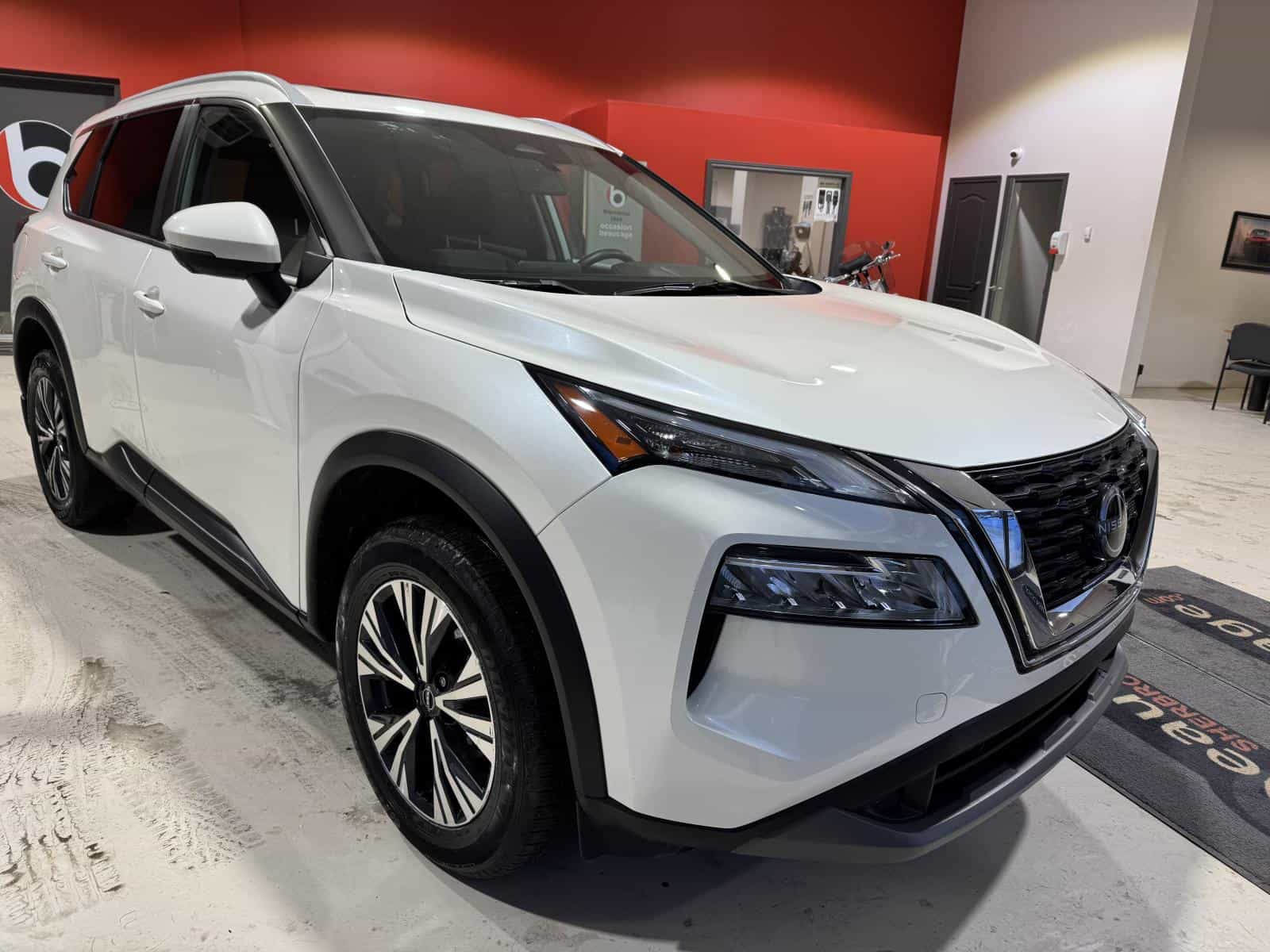 Image 10 Nissan Rogue SV 2023