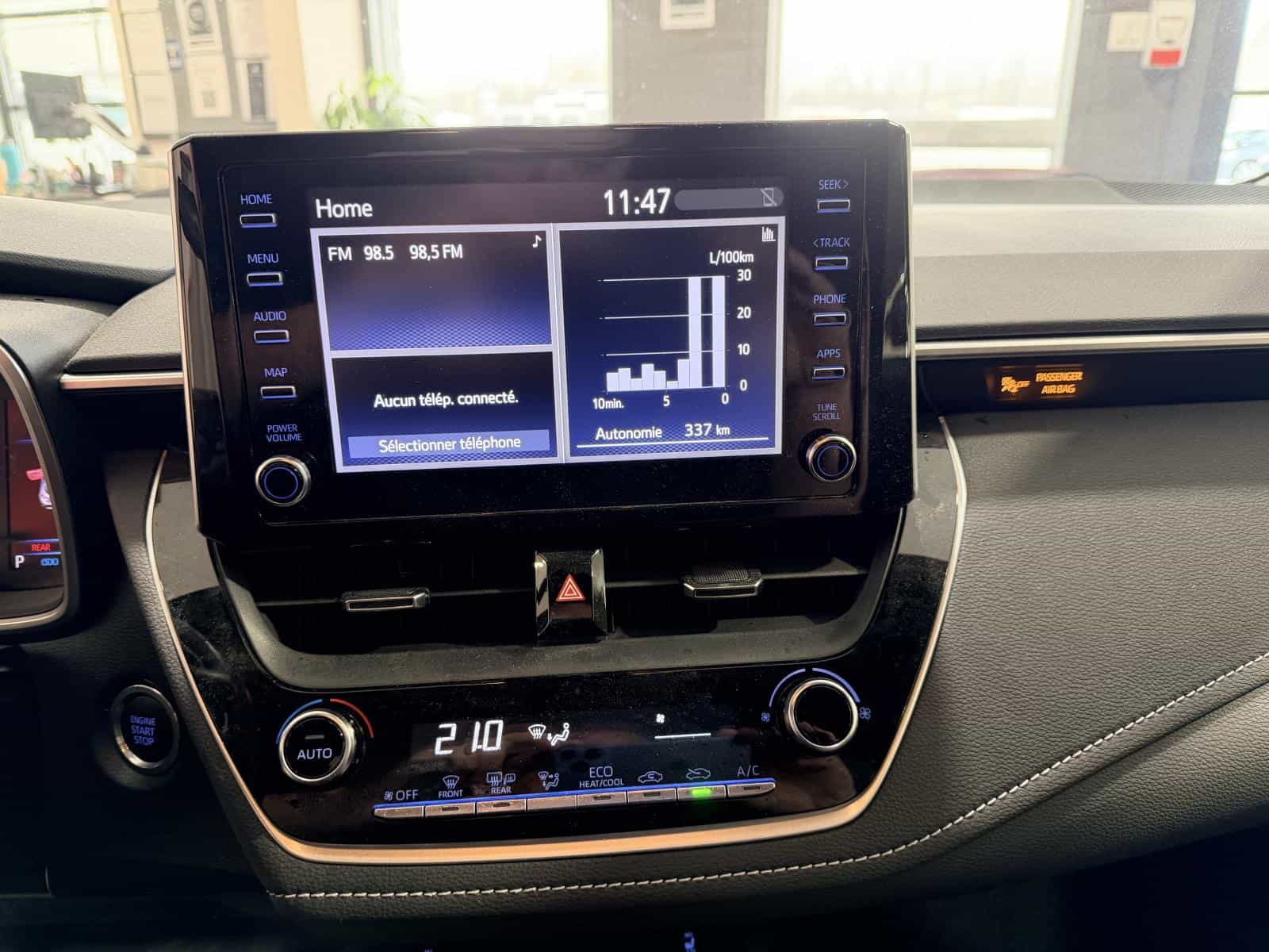 2021 Toyota Corolla SE - Image 23