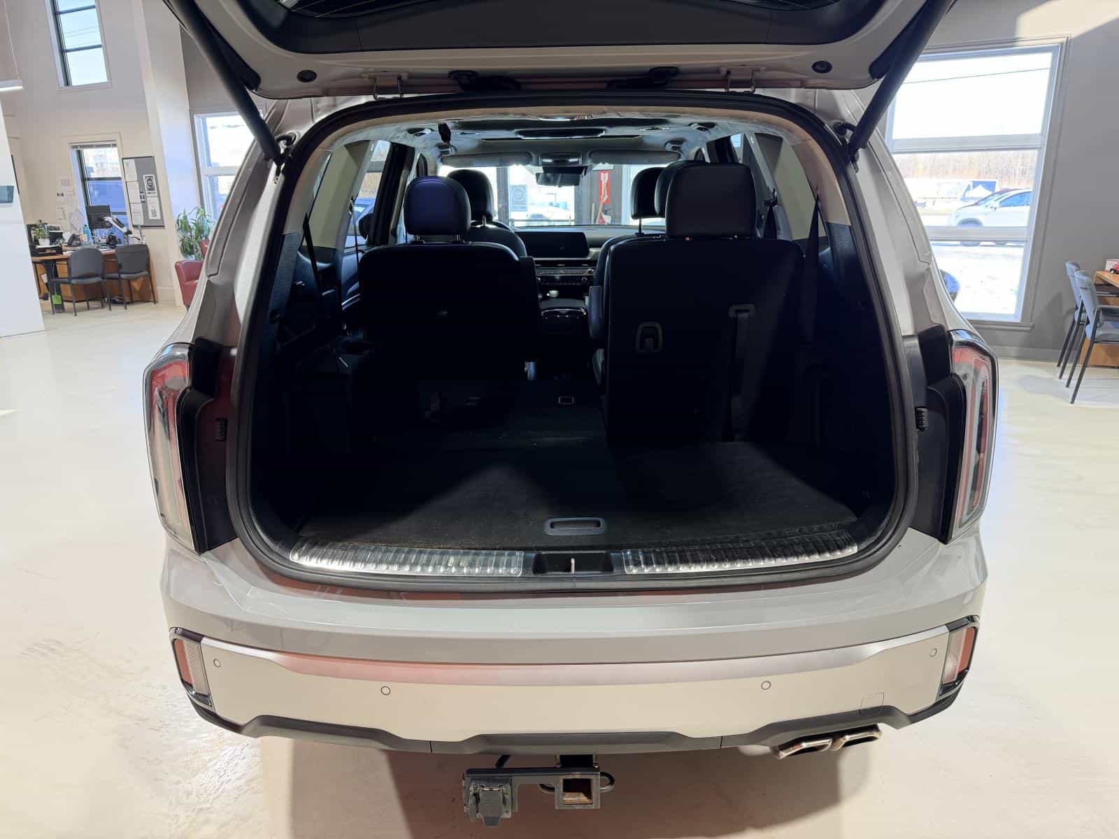 2023 Kia Telluride SX - Image 8
