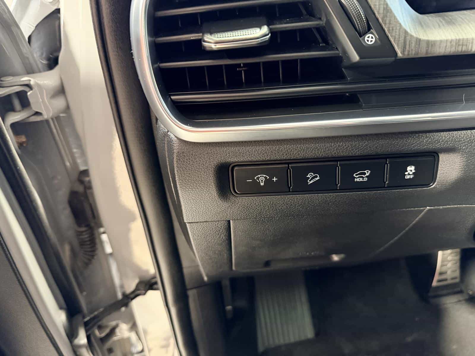 2023 Kia Telluride SX - Image 19