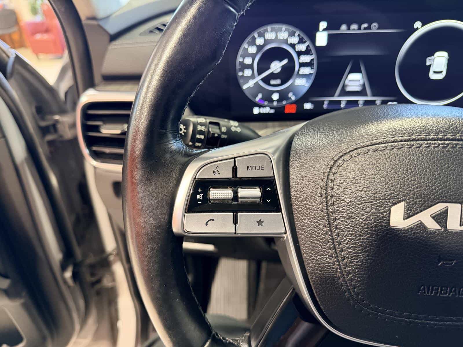 2023 Kia Telluride SX - Image 23