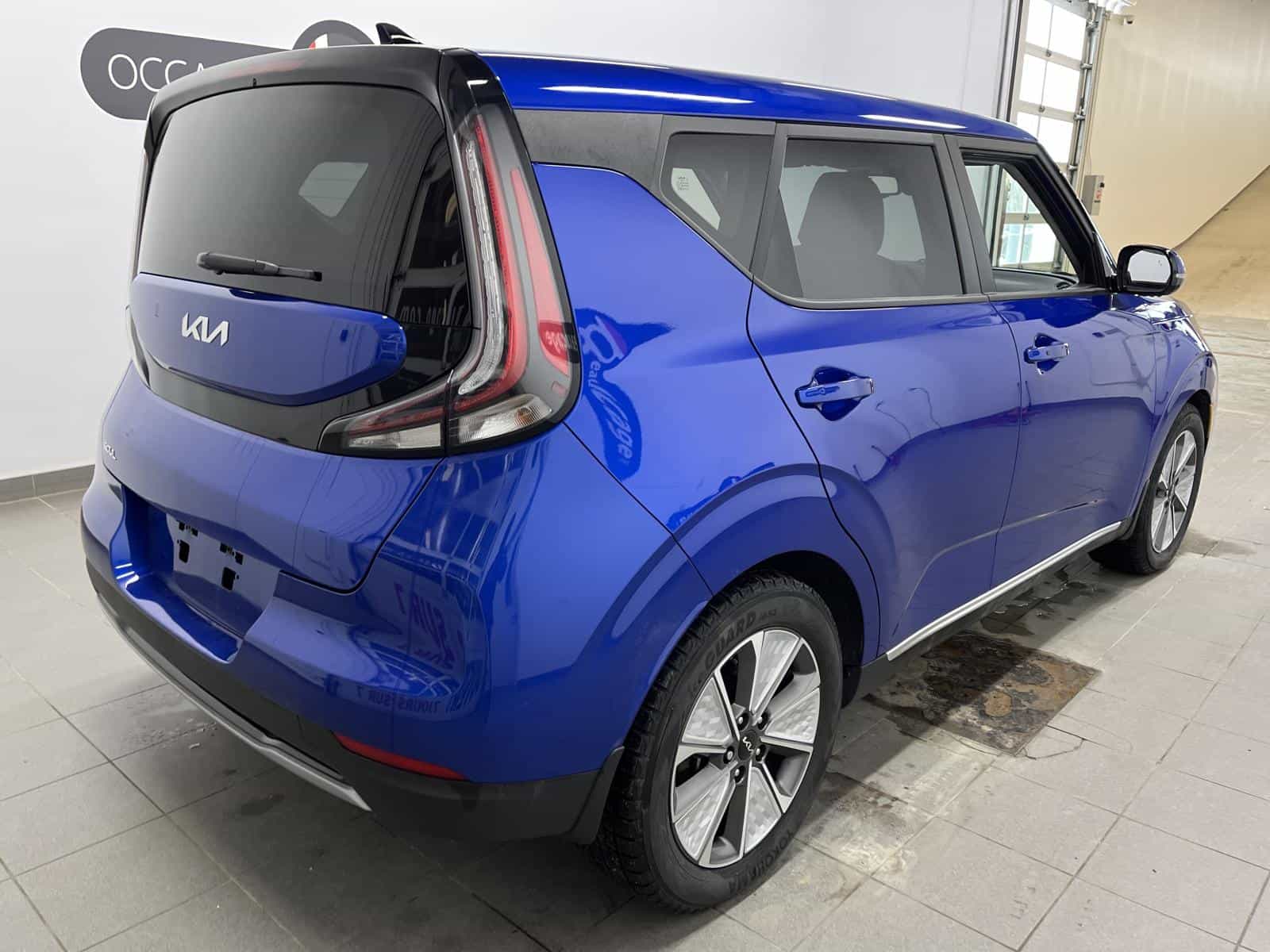 2023 Kia Soul EV Limited - Image 5