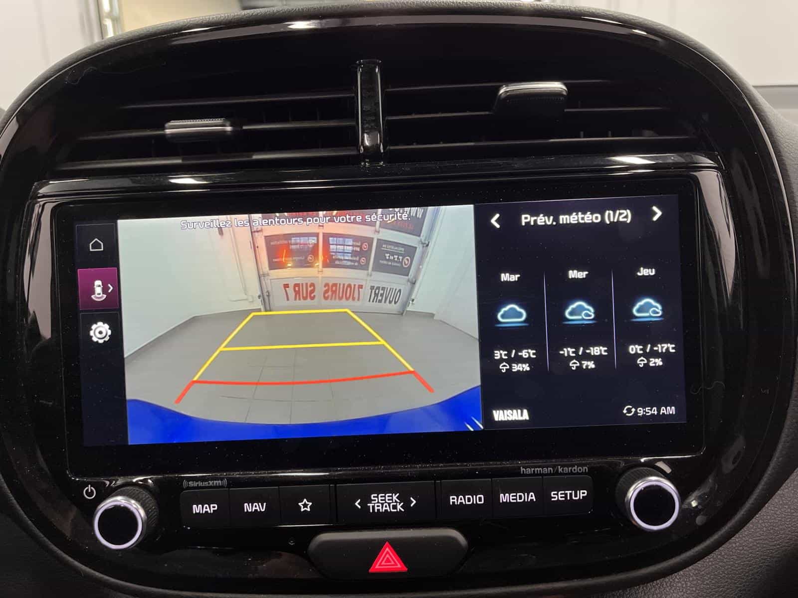 Image 18 Kia Soul EV Limited 2023