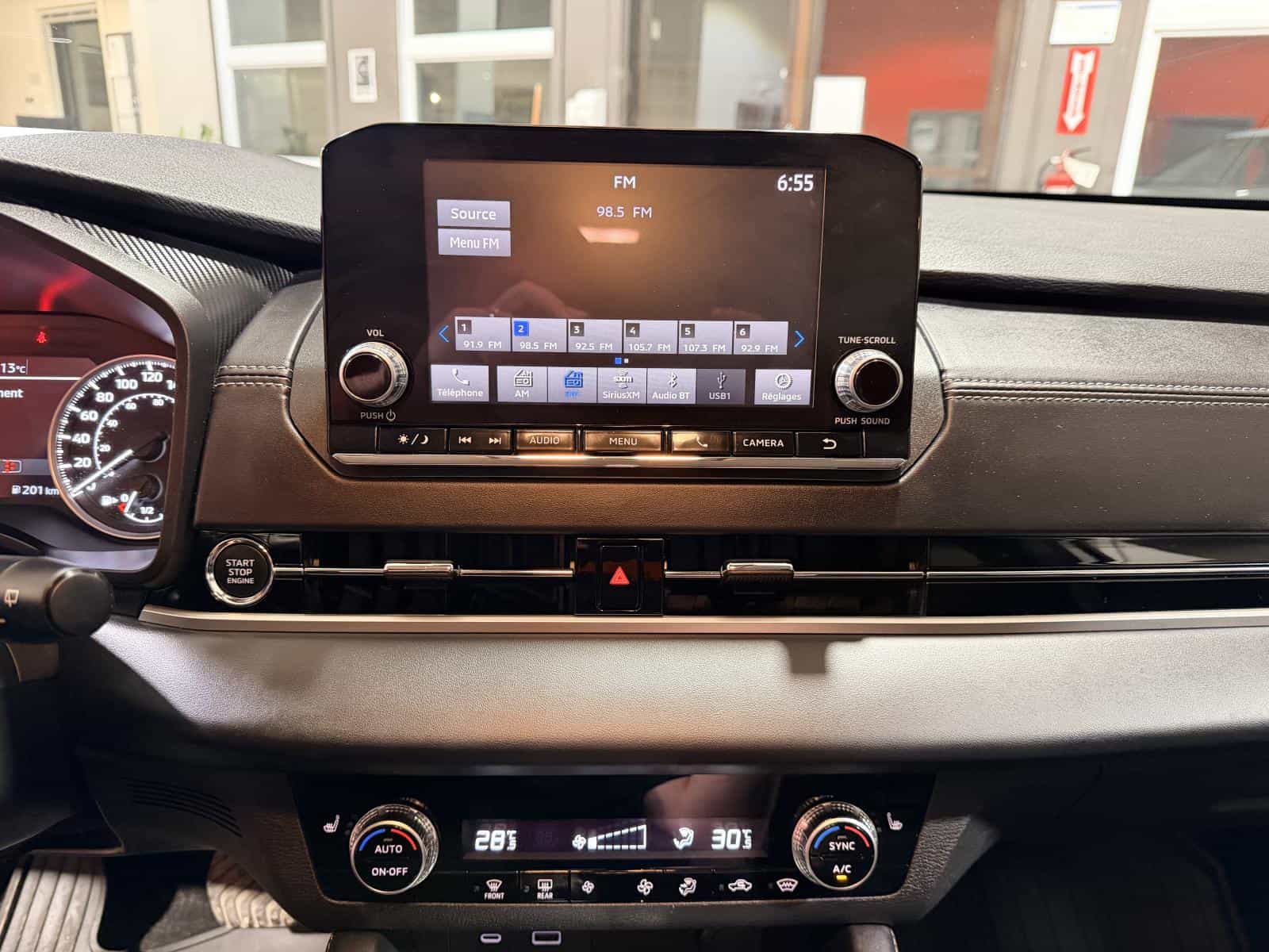 Image 23 Mitsubishi Outlander ES 2024