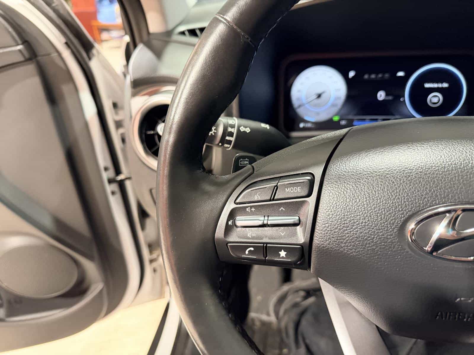 2023 Hyundai Kona EV Preferred - Image 15