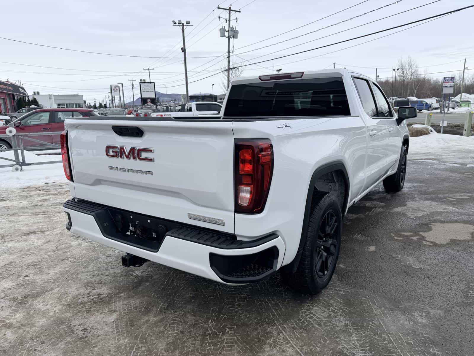 2025 GMC Sierra 1500 Elevation - Image 7