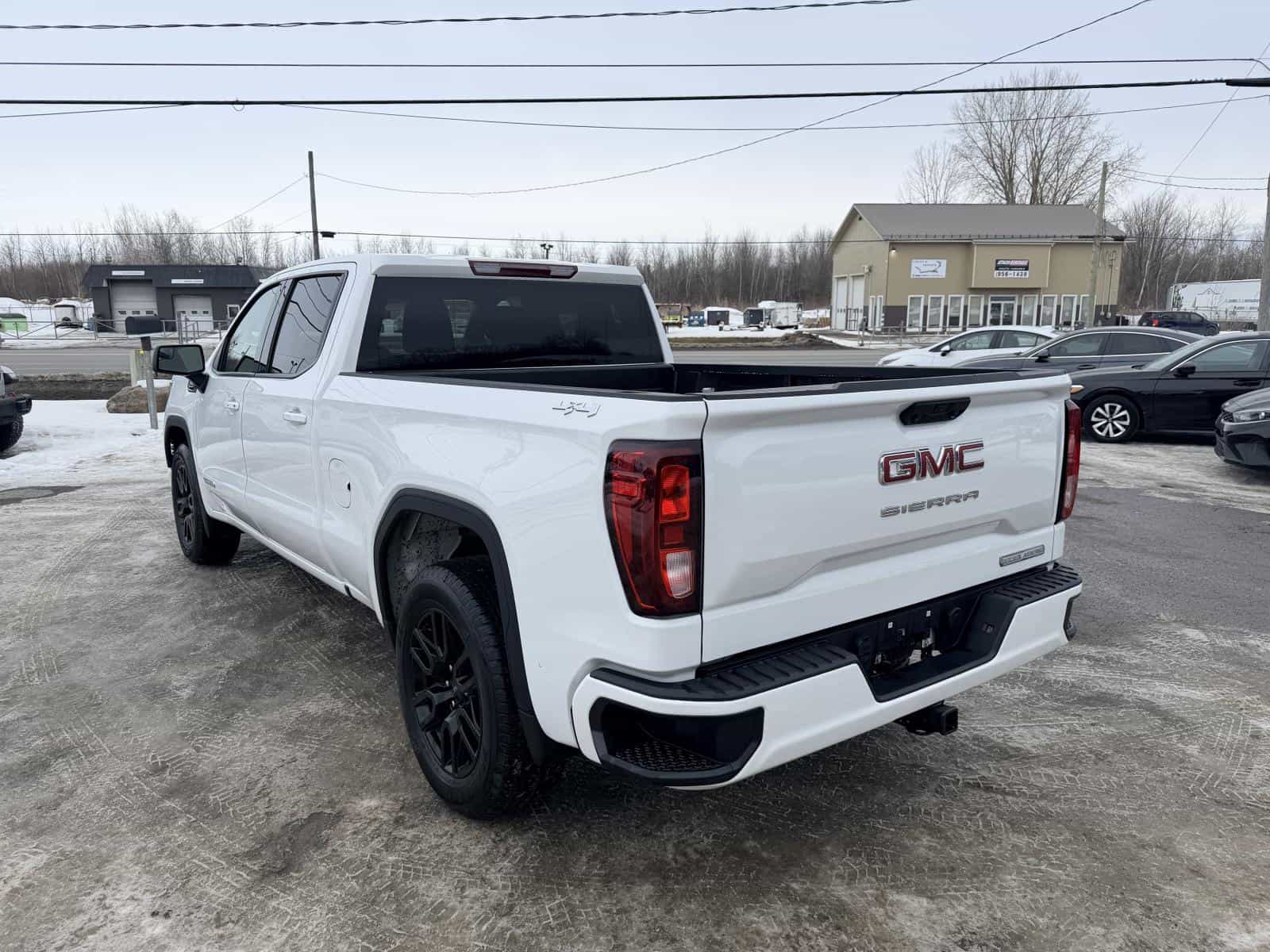 Image 4 GMC Sierra 1500 Elevation 2025