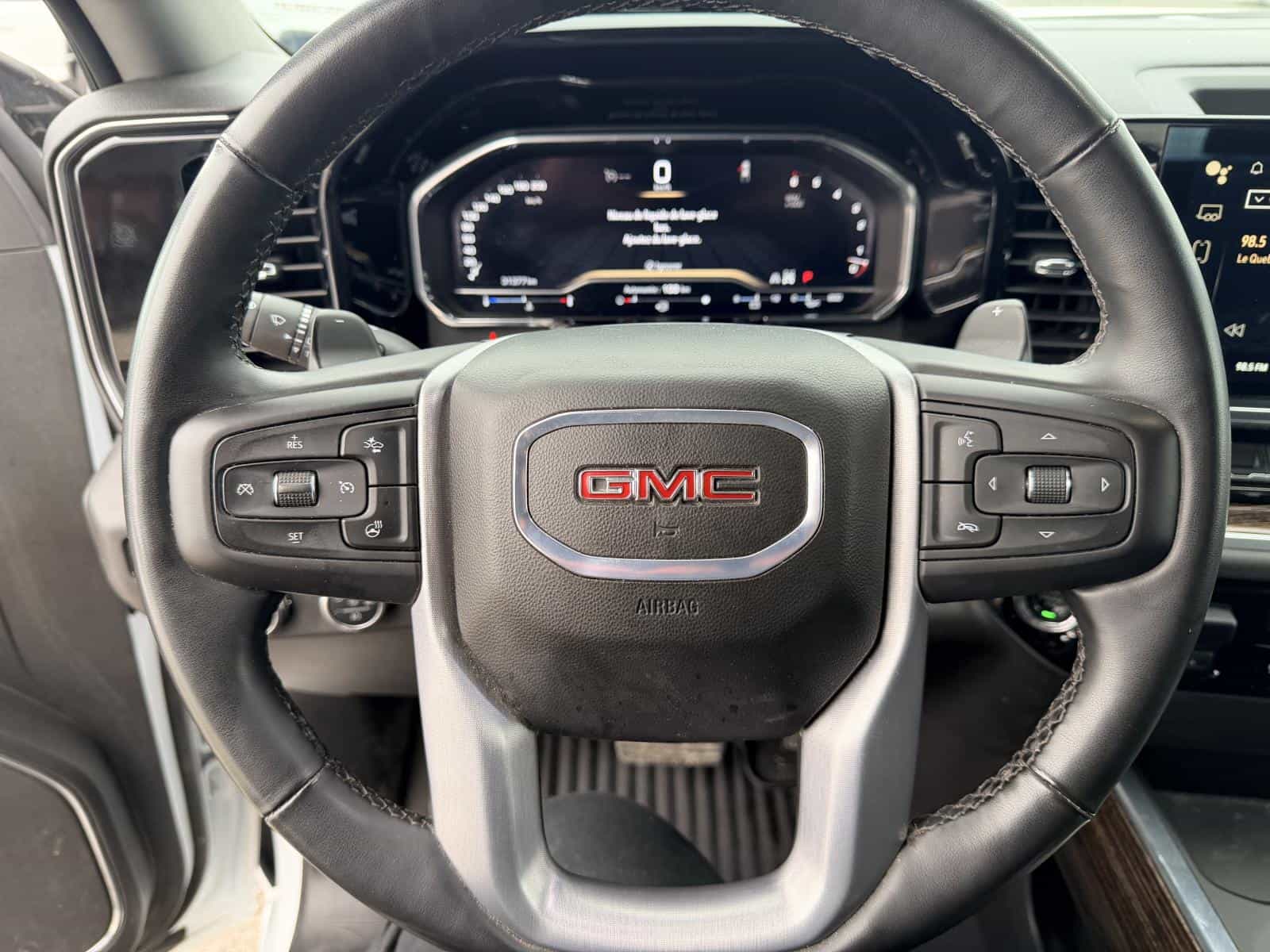 Image 16 GMC Sierra 1500 Elevation 2025